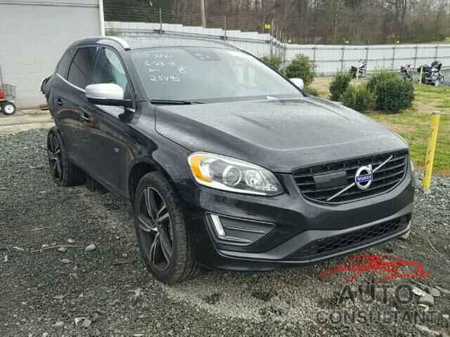 VOLVO XC60 2017 - YV449MRS7H2017037