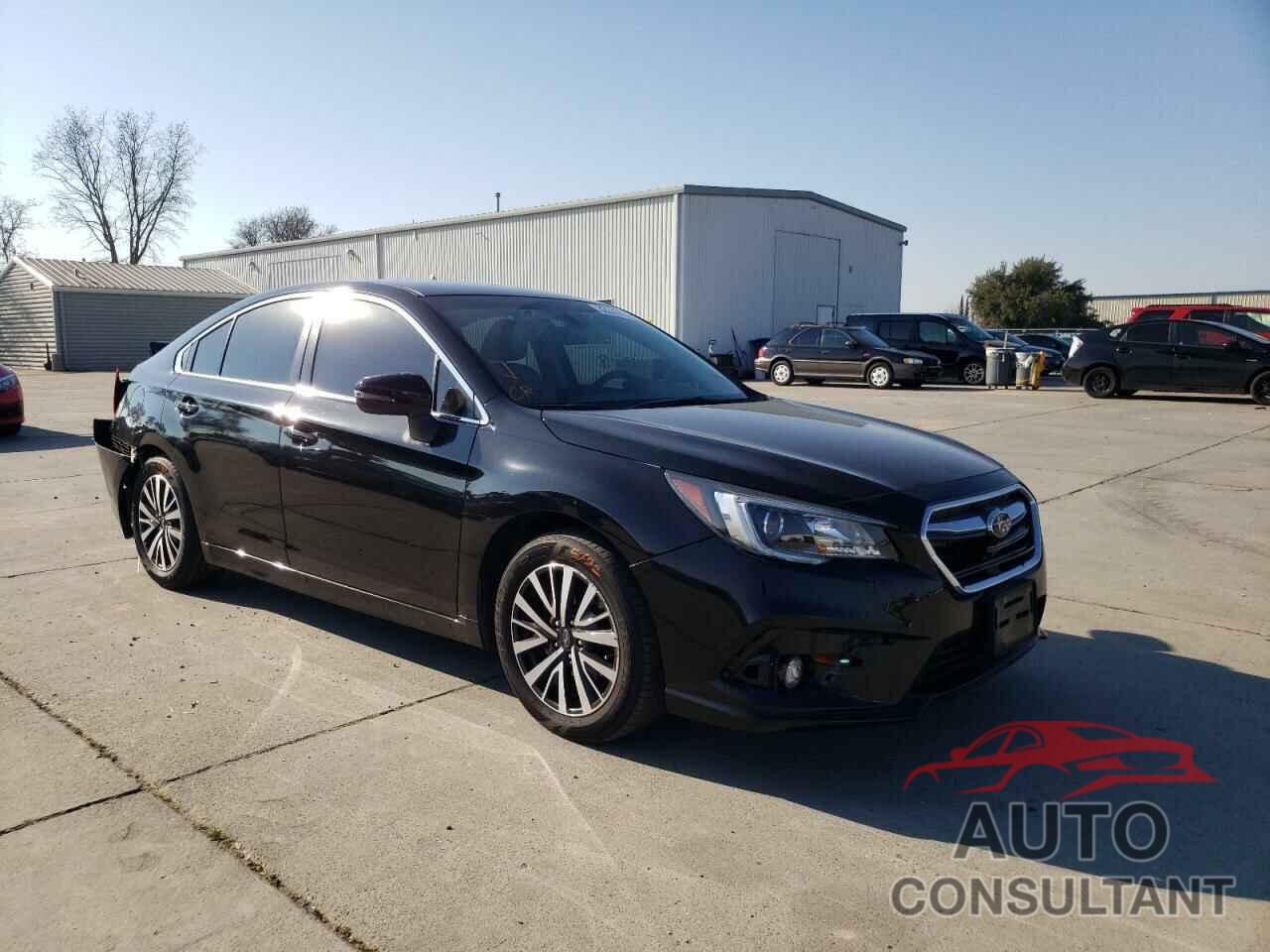 SUBARU LEGACY 2018 - 4S3BNAF68J3045473