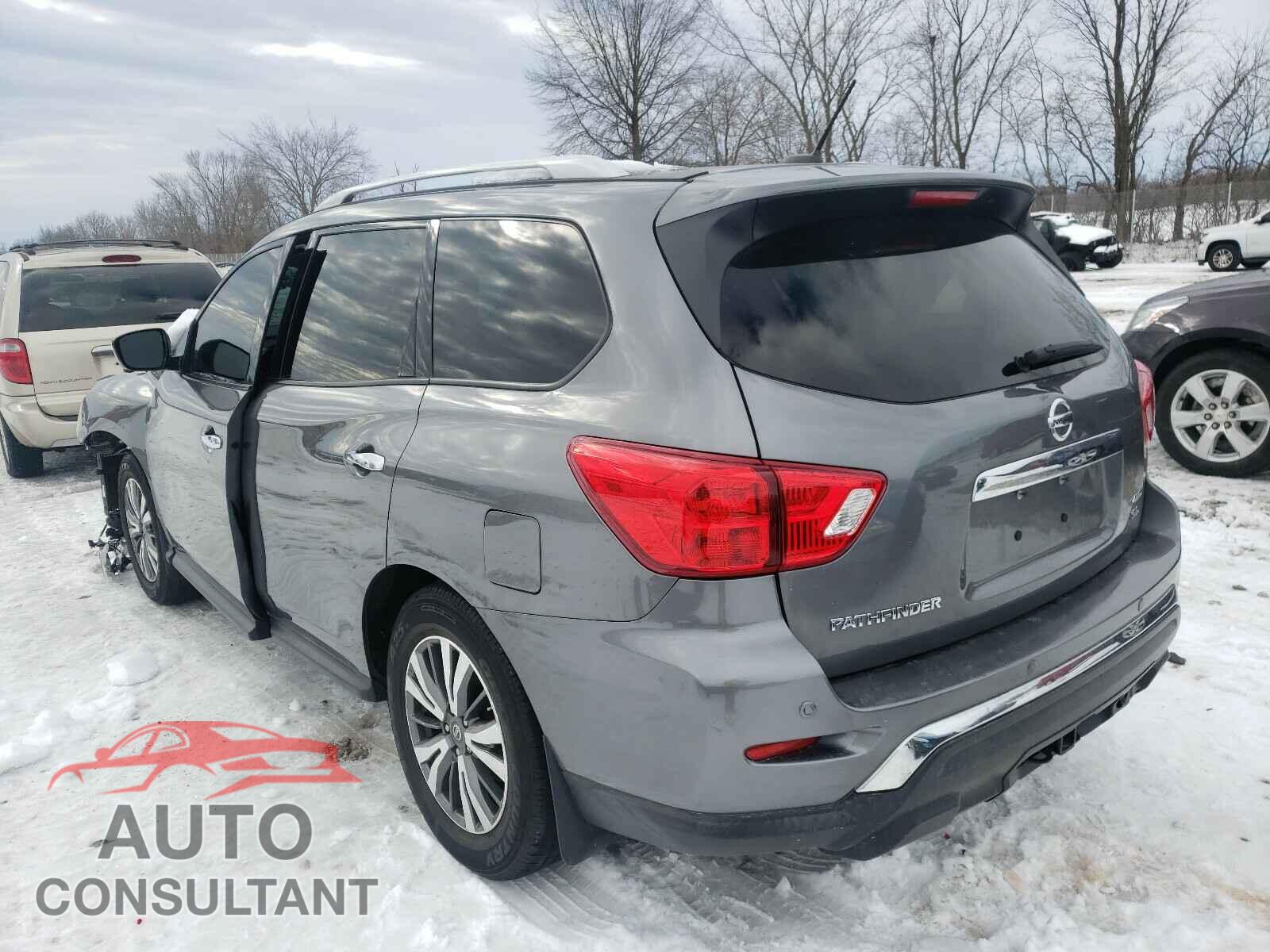 NISSAN PATHFINDER 2017 - 5N1DR2MM8HC638468