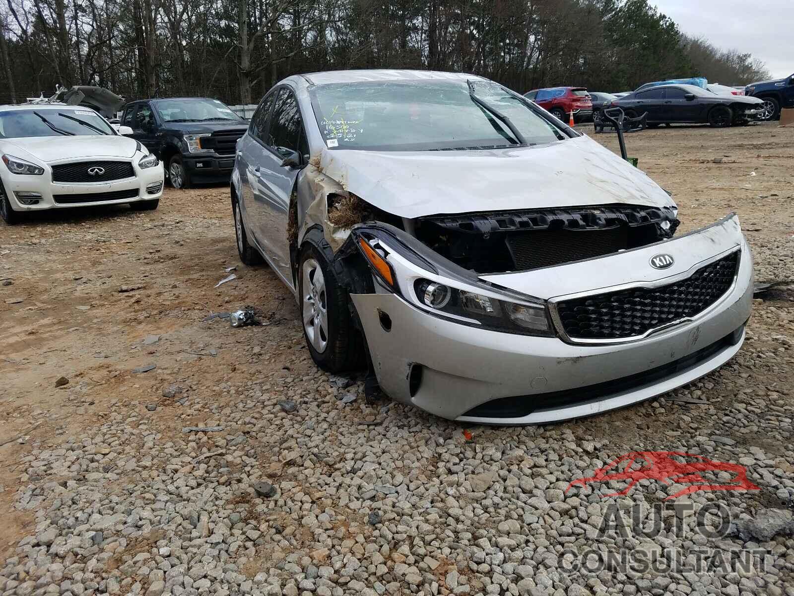 KIA FORTE 2017 - 3KPFK4A7XHE156413