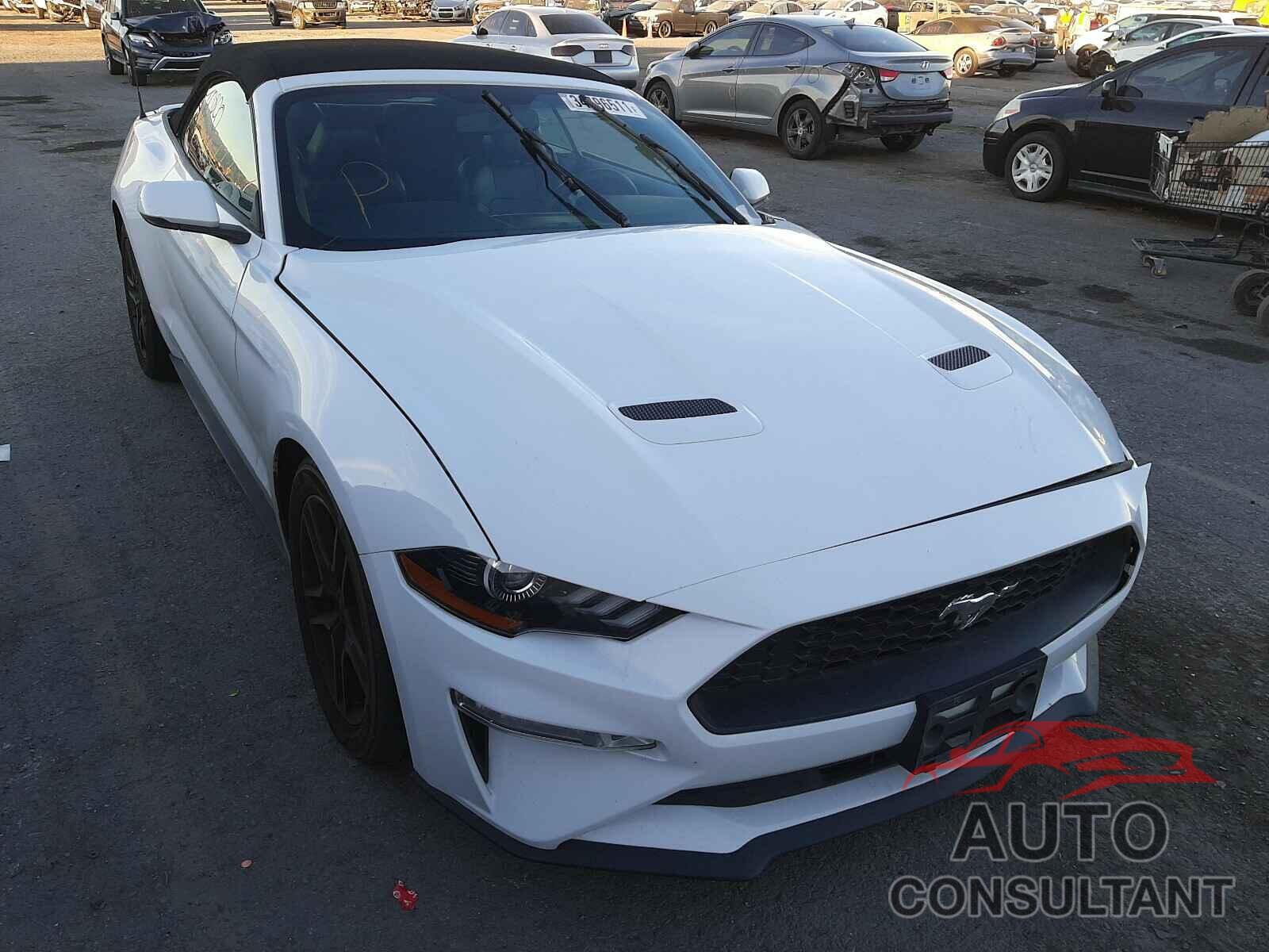 FORD MUSTANG 2018 - 1FATP8UH0J5155228