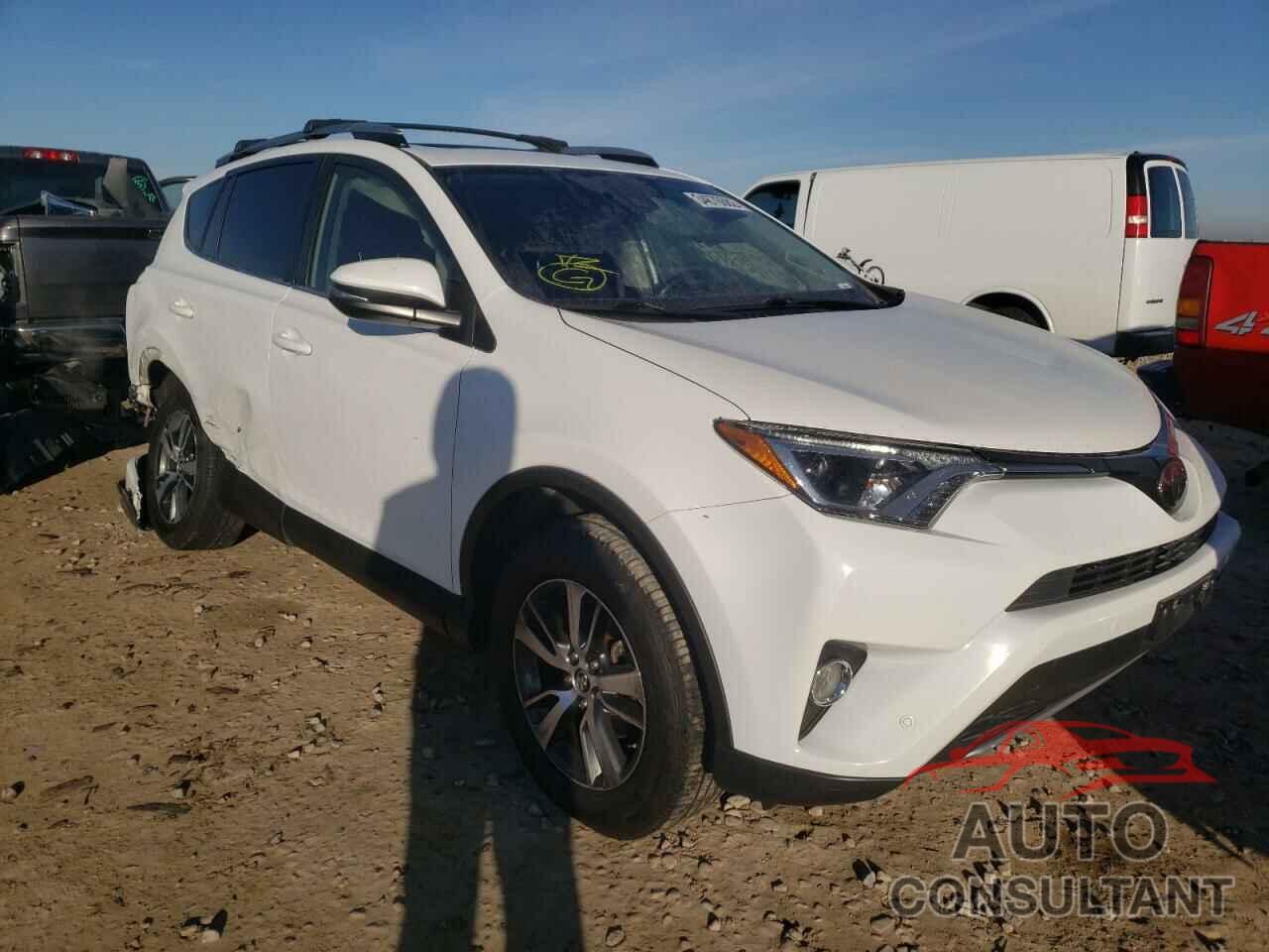 TOYOTA RAV4 2018 - JTMRFREV9JD230726