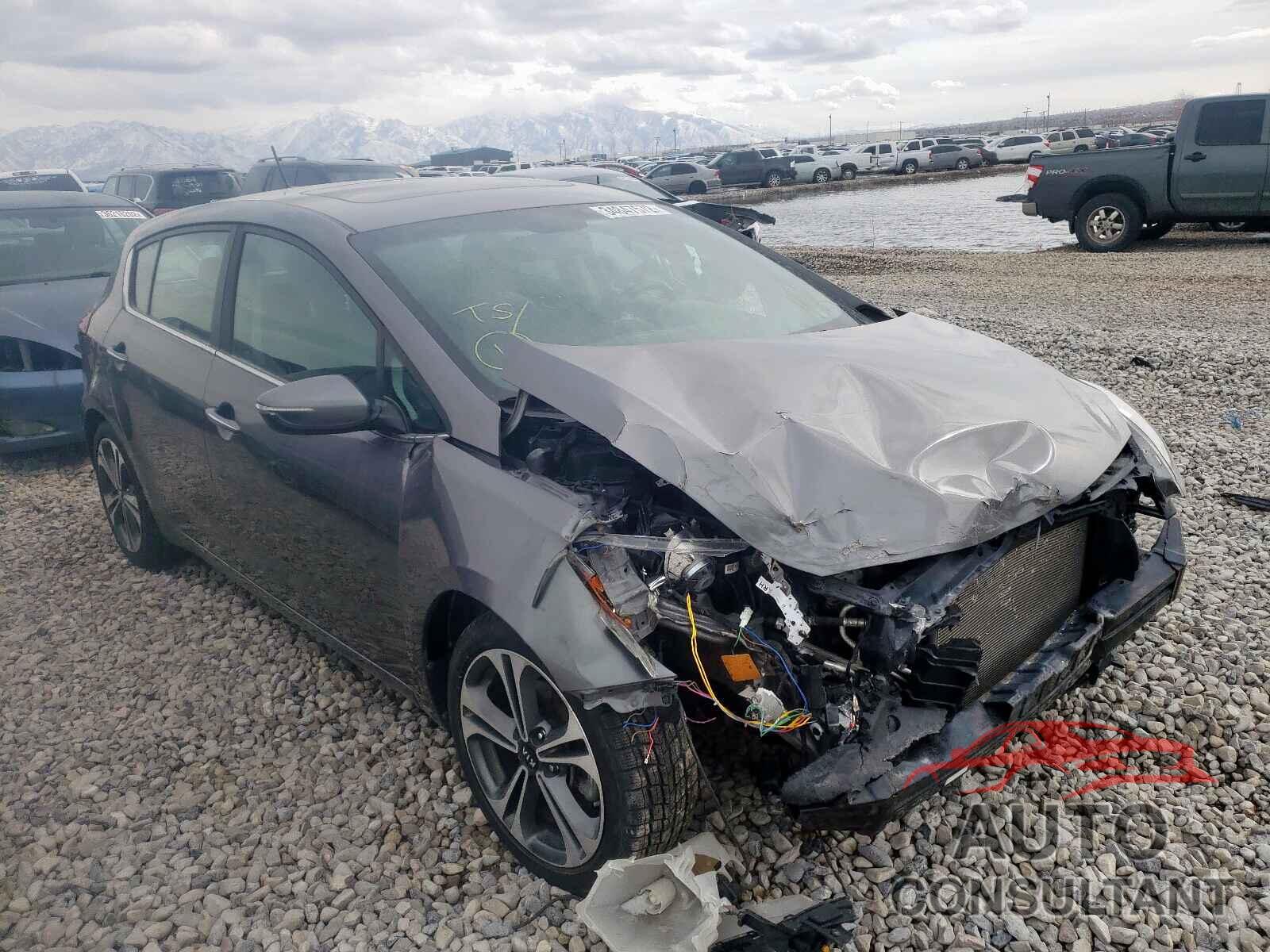 KIA FORTE 2016 - KNAFX5A85G5527632