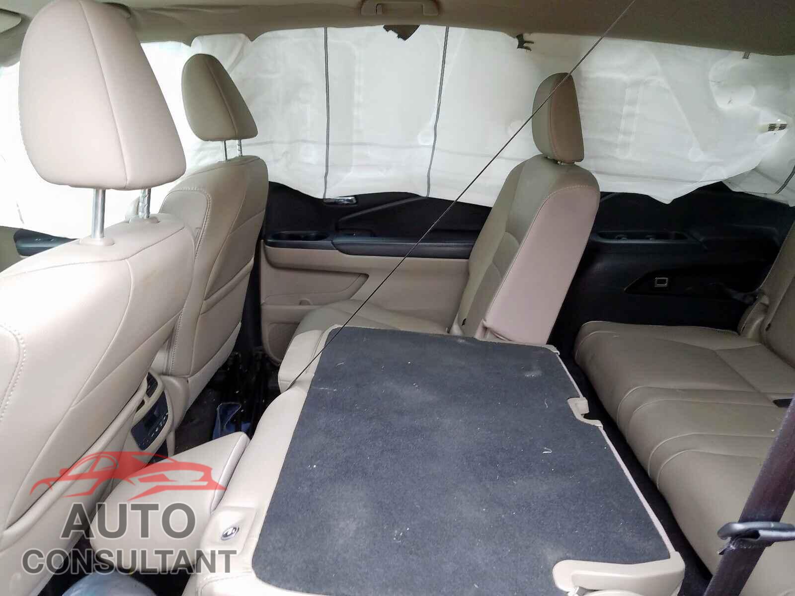 HONDA PILOT 2016 - 5NPDH4AE3GH726895