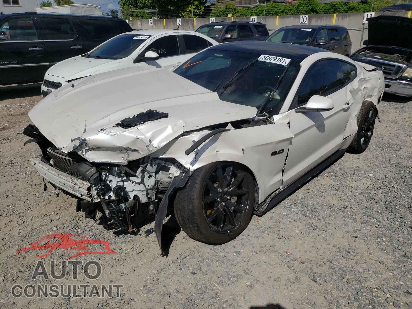 FORD MUSTANG 2017 - 1FA6P8CF9H5329000