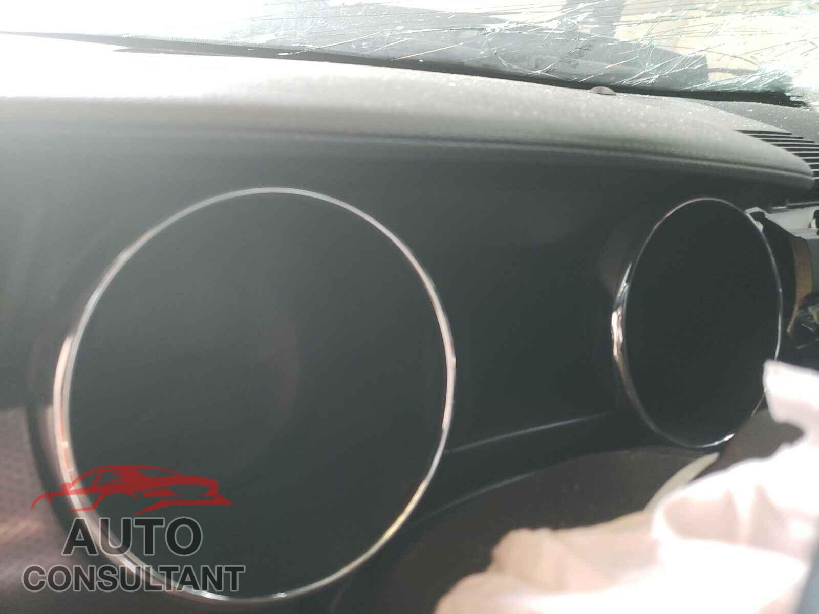 FORD MUSTANG 2017 - 1FA6P8TH0H5321952
