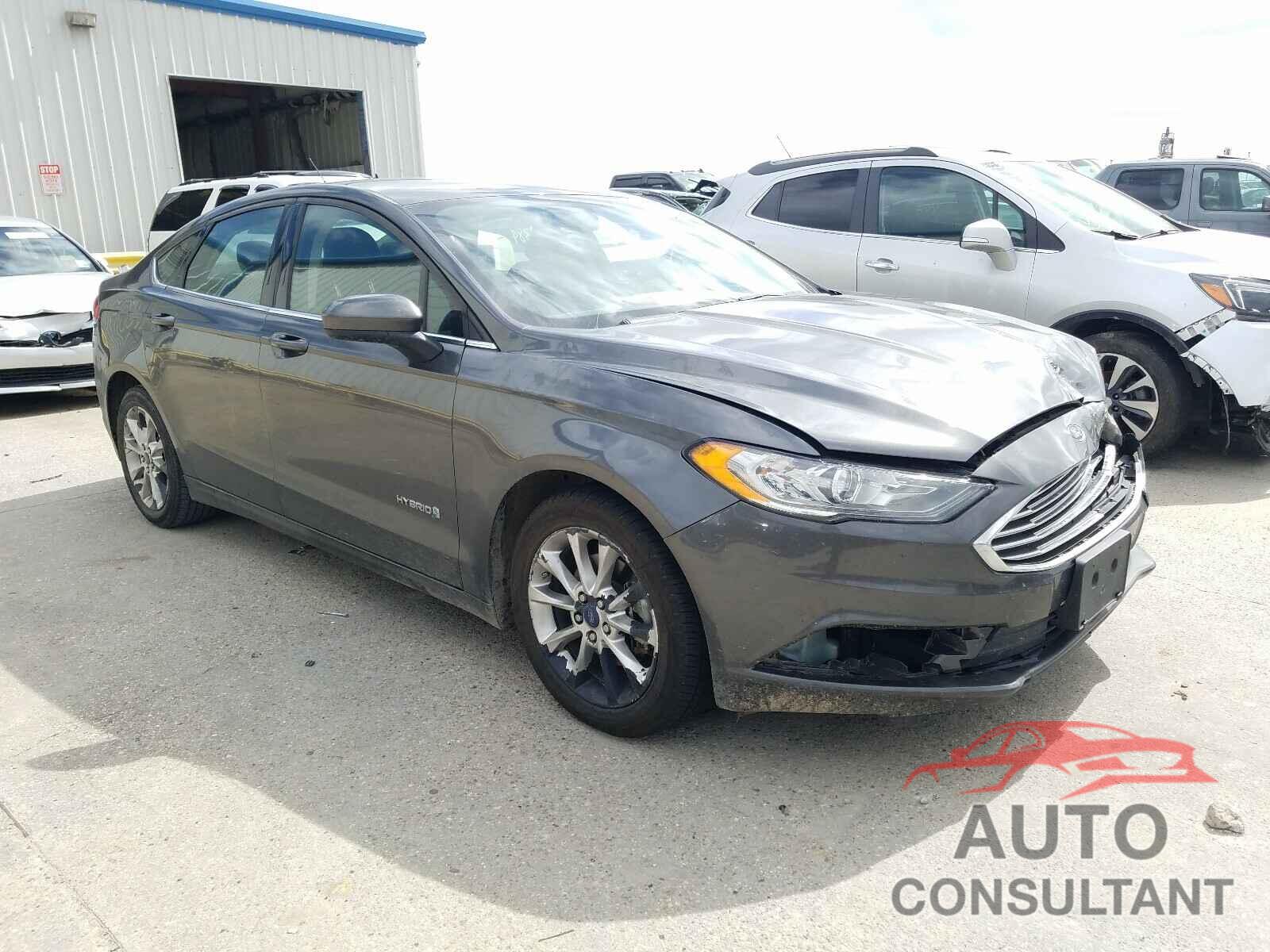 FORD FUSION 2017 - 3FA6P0LU7HR386597