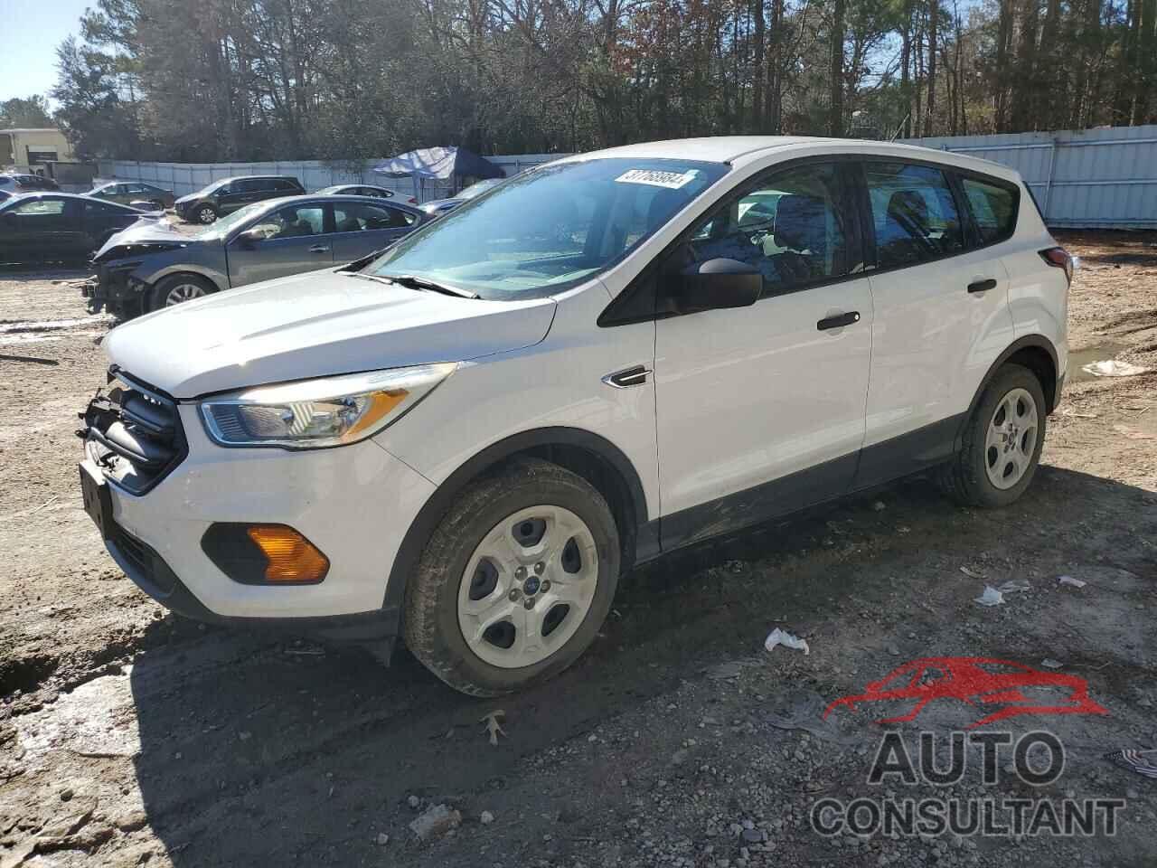 FORD ESCAPE 2017 - 1FMCU0F73HUC18505