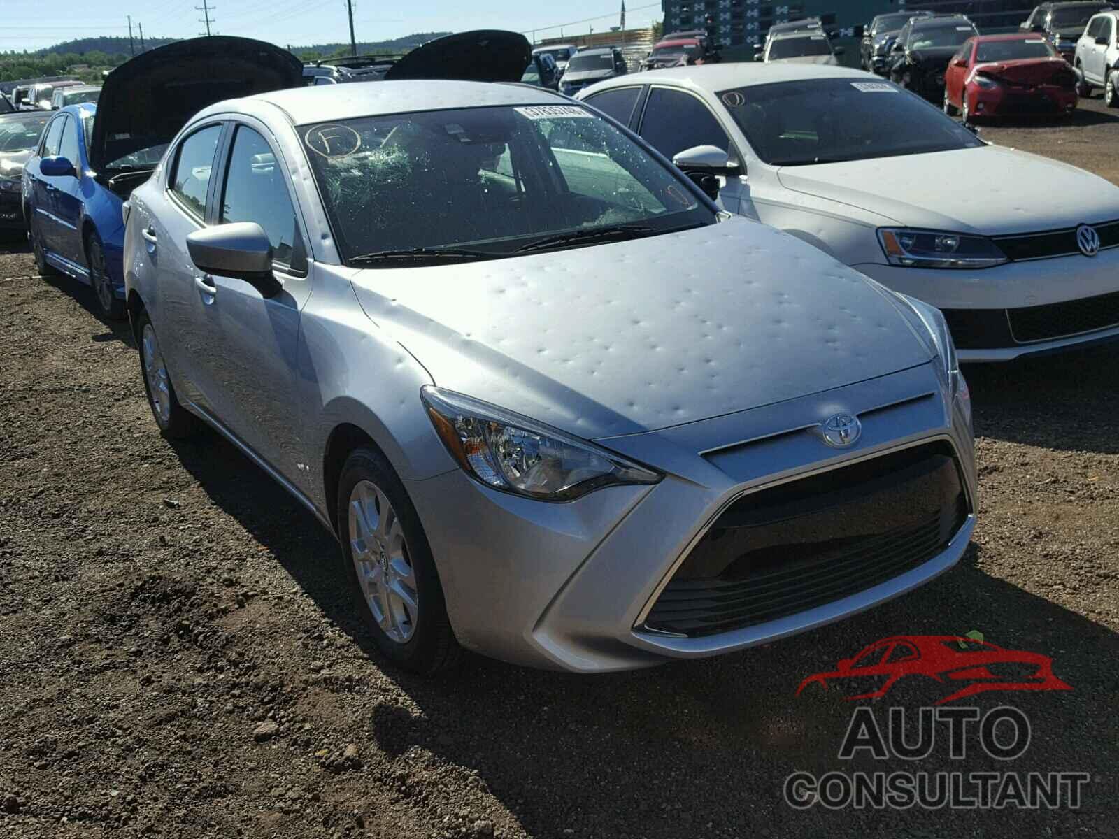TOYOTA YARIS 2018 - 3MYDLBYV4JY323660
