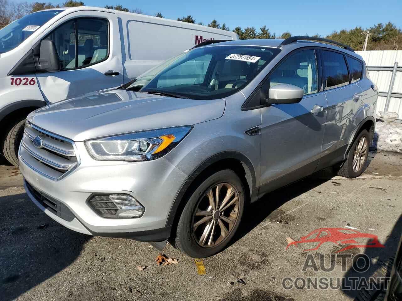 FORD ESCAPE 2017 - 1FMCU9G92HUD68027