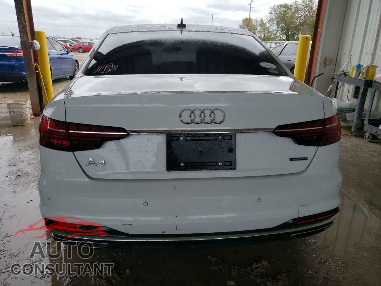 AUDI A4 2021 - WAUDAAF48MA029824