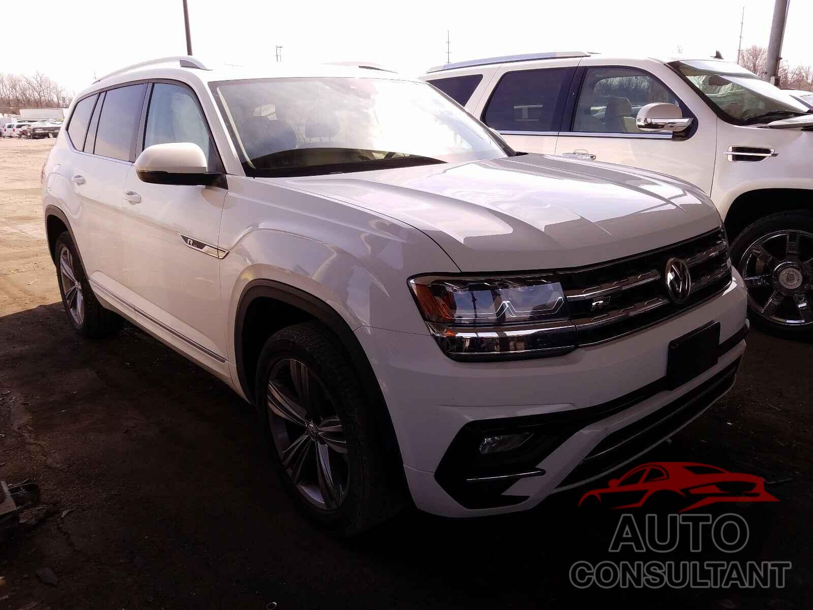 VOLKSWAGEN ATLAS 2018 - 1V2RR2CA1JC528917