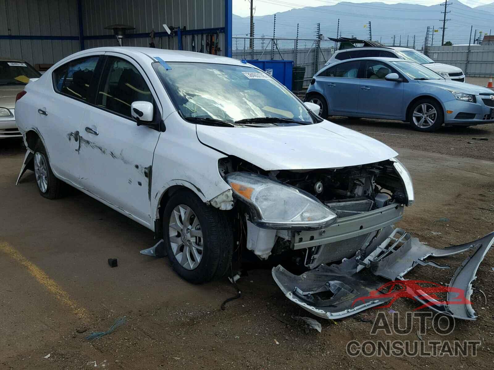 NISSAN VERSA 2017 - 3N1CN7AP3HL801798