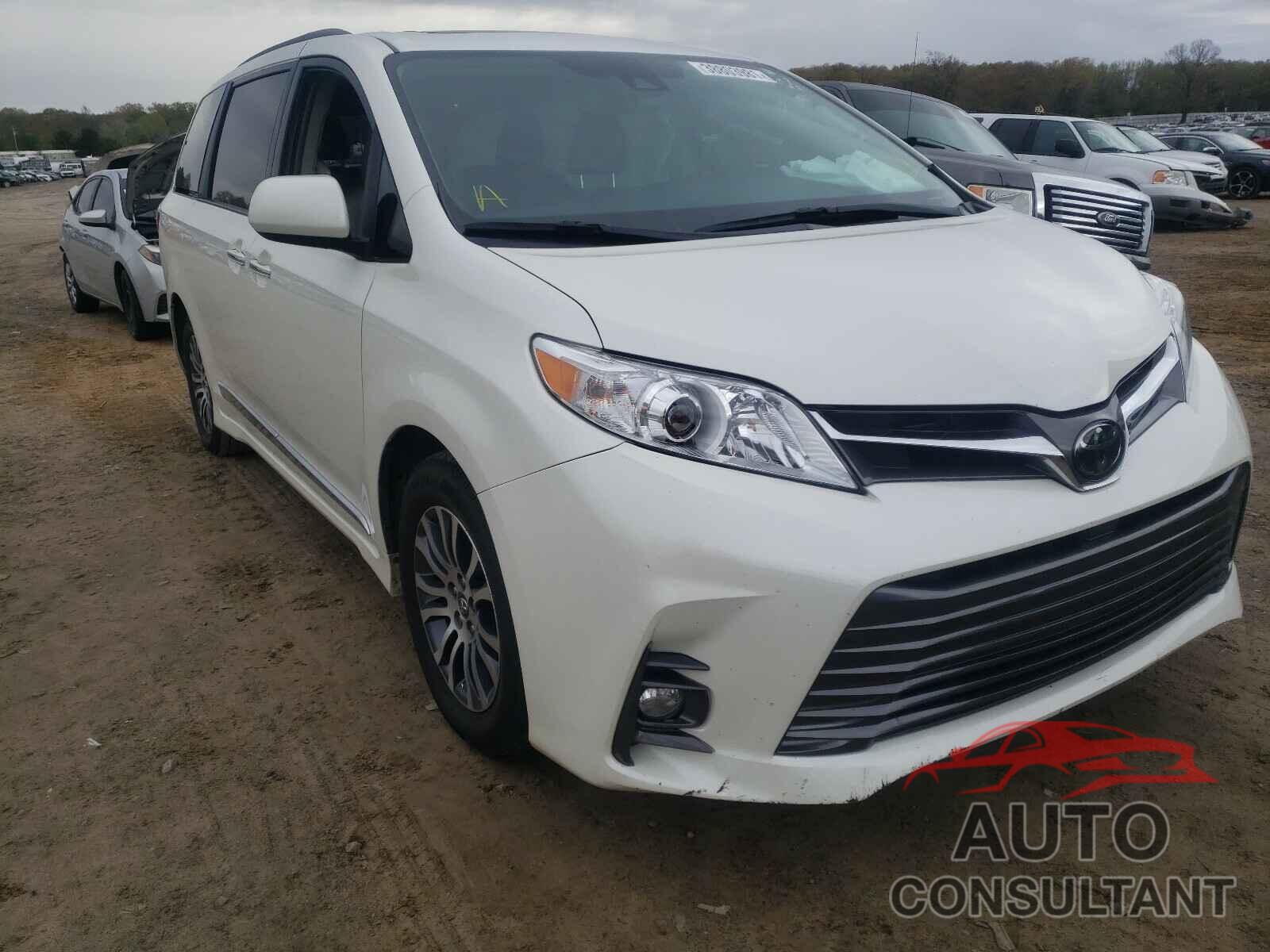 TOYOTA SIENNA 2018 - 5TDYZ3DC9JS948698