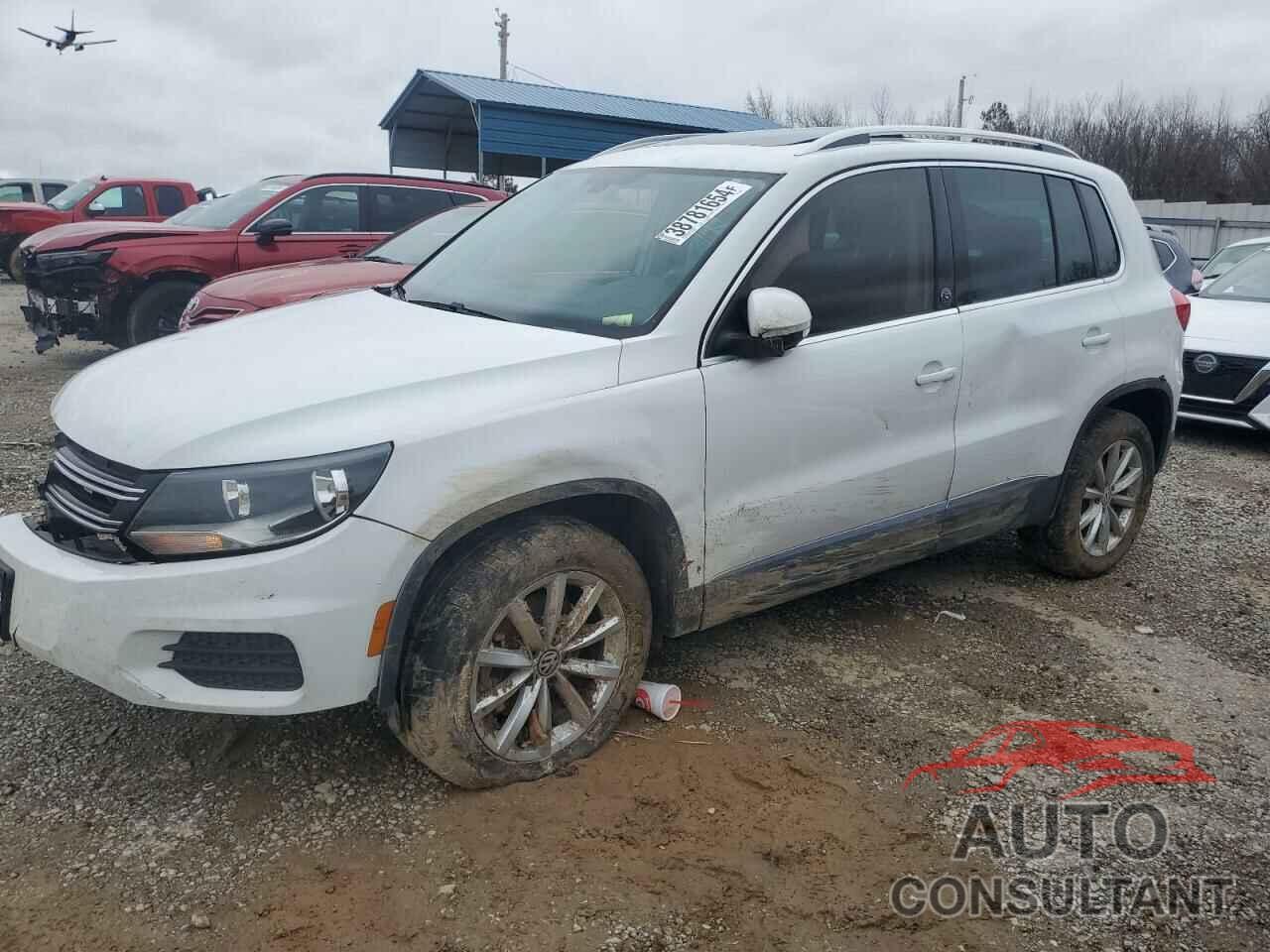 VOLKSWAGEN TIGUAN 2017 - WVGRV7AX5HK018549