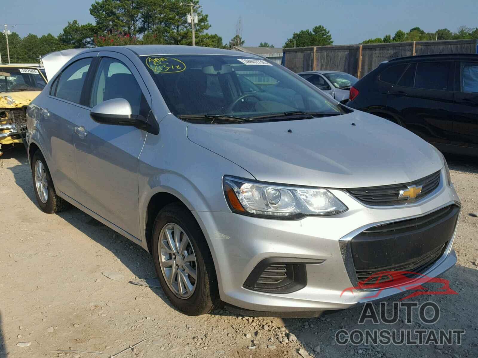 CHEVROLET SONIC 2017 - 1G1JD5SH1H4130326