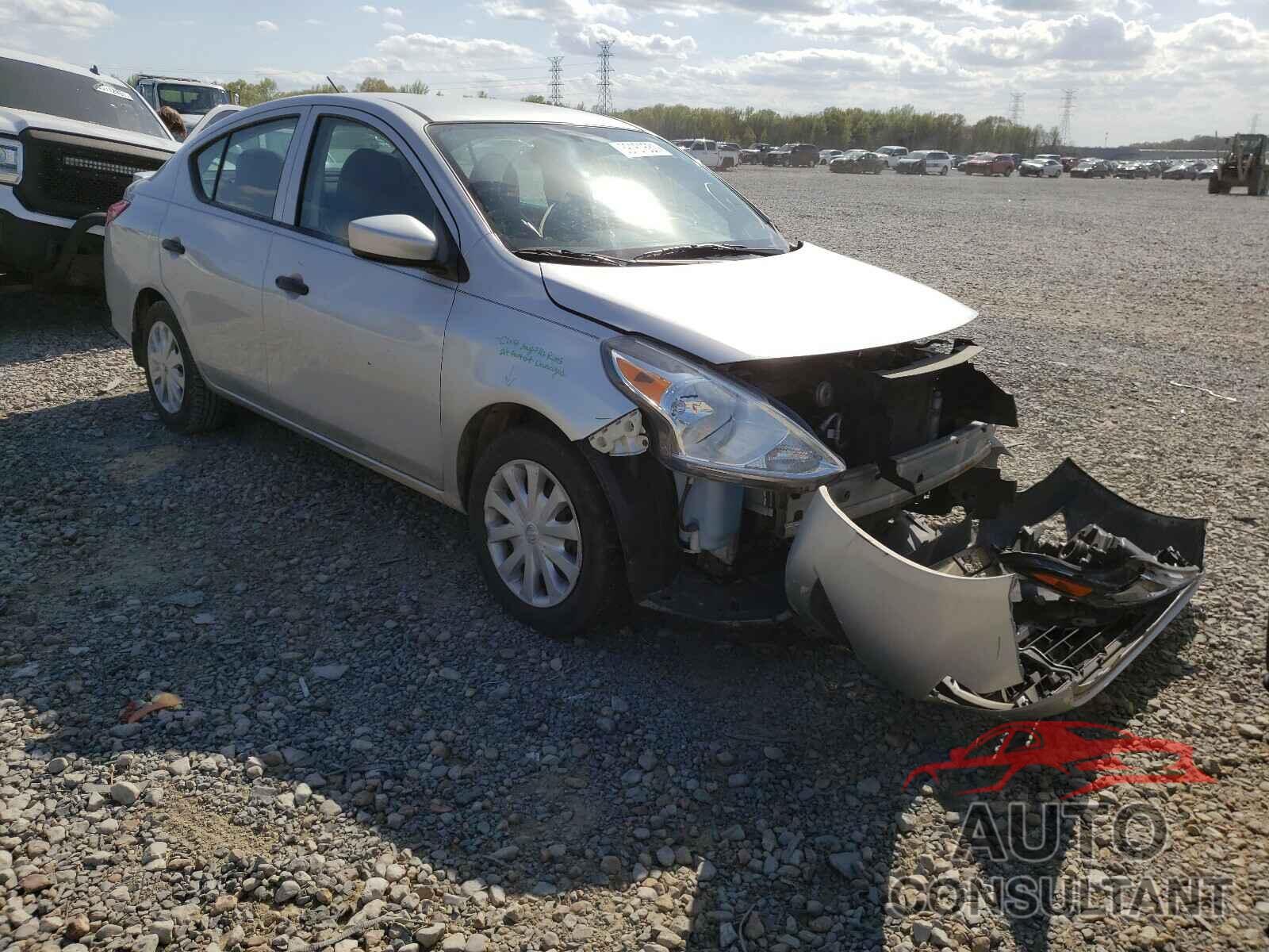 NISSAN VERSA 2017 - 3N1CN7AP4HL807951