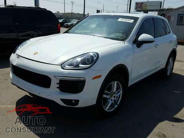 PORSCHE CAYENNE 2016 - WP1AA2A21GKA12443