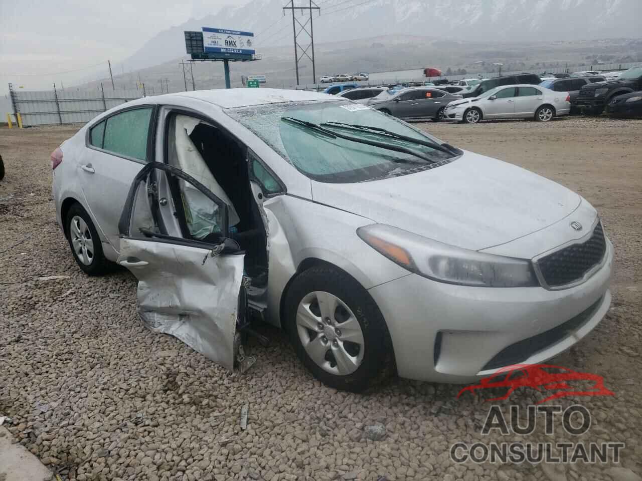 KIA FORTE 2018 - 3KPFK4A70JE206189