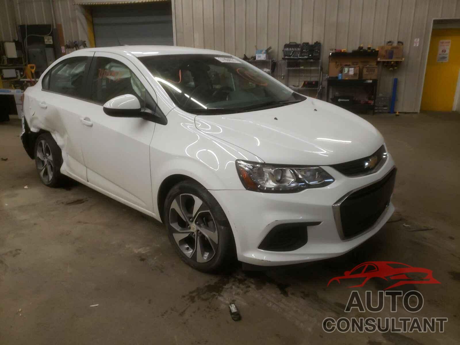 CHEVROLET SONIC 2019 - 1G1JF5SBXK4124733