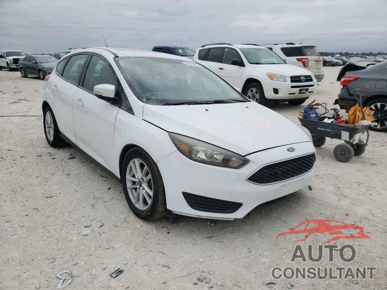 FORD FOCUS 2016 - 1FADP3K23GL235276