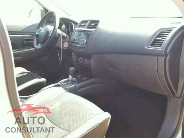 MITSUBISHI OUTLANDER 2015 - 4A4AP3AU2FE035162