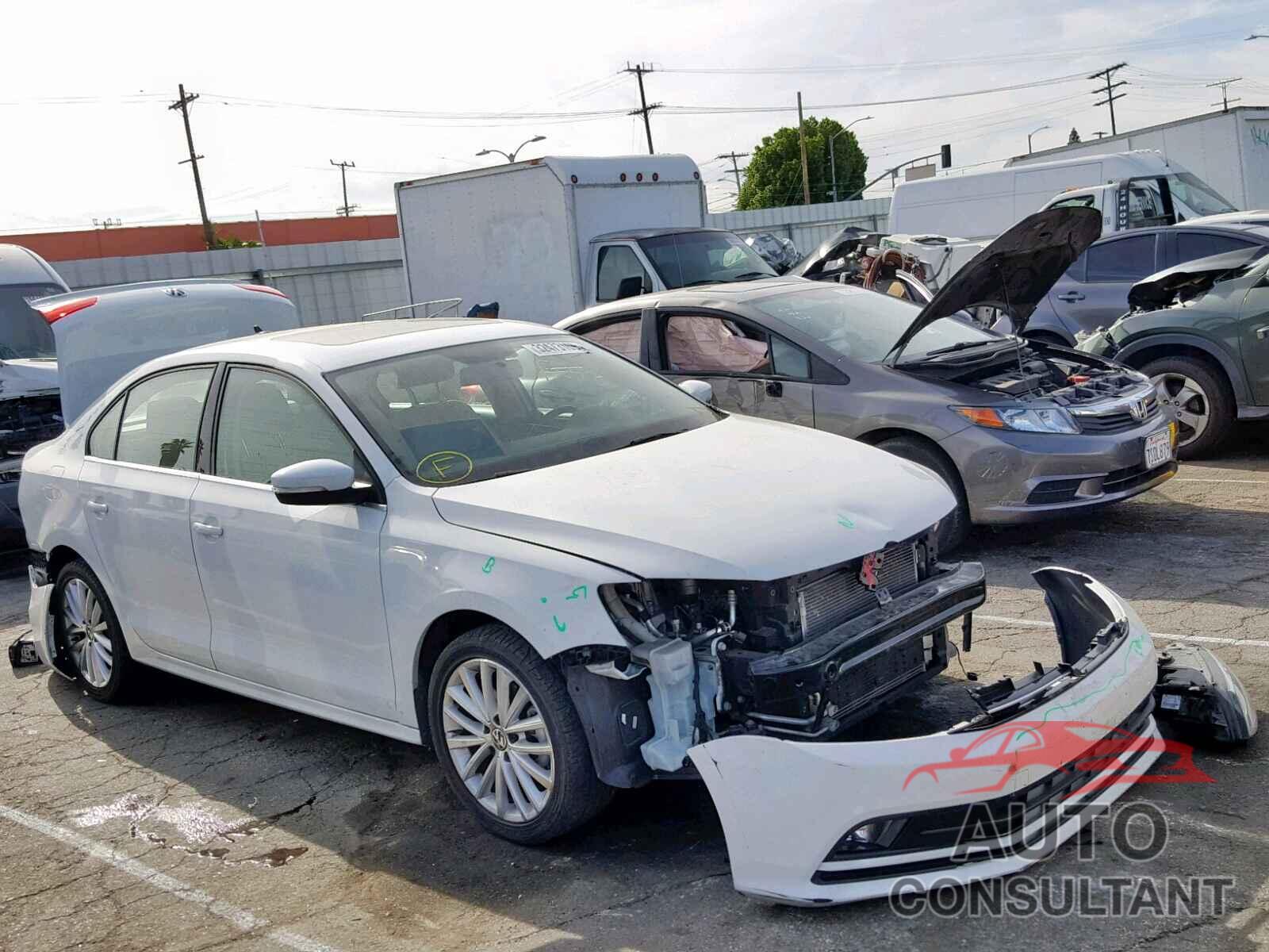 VOLKSWAGEN JETTA 2015 - 3VV3B7AX2MM117708