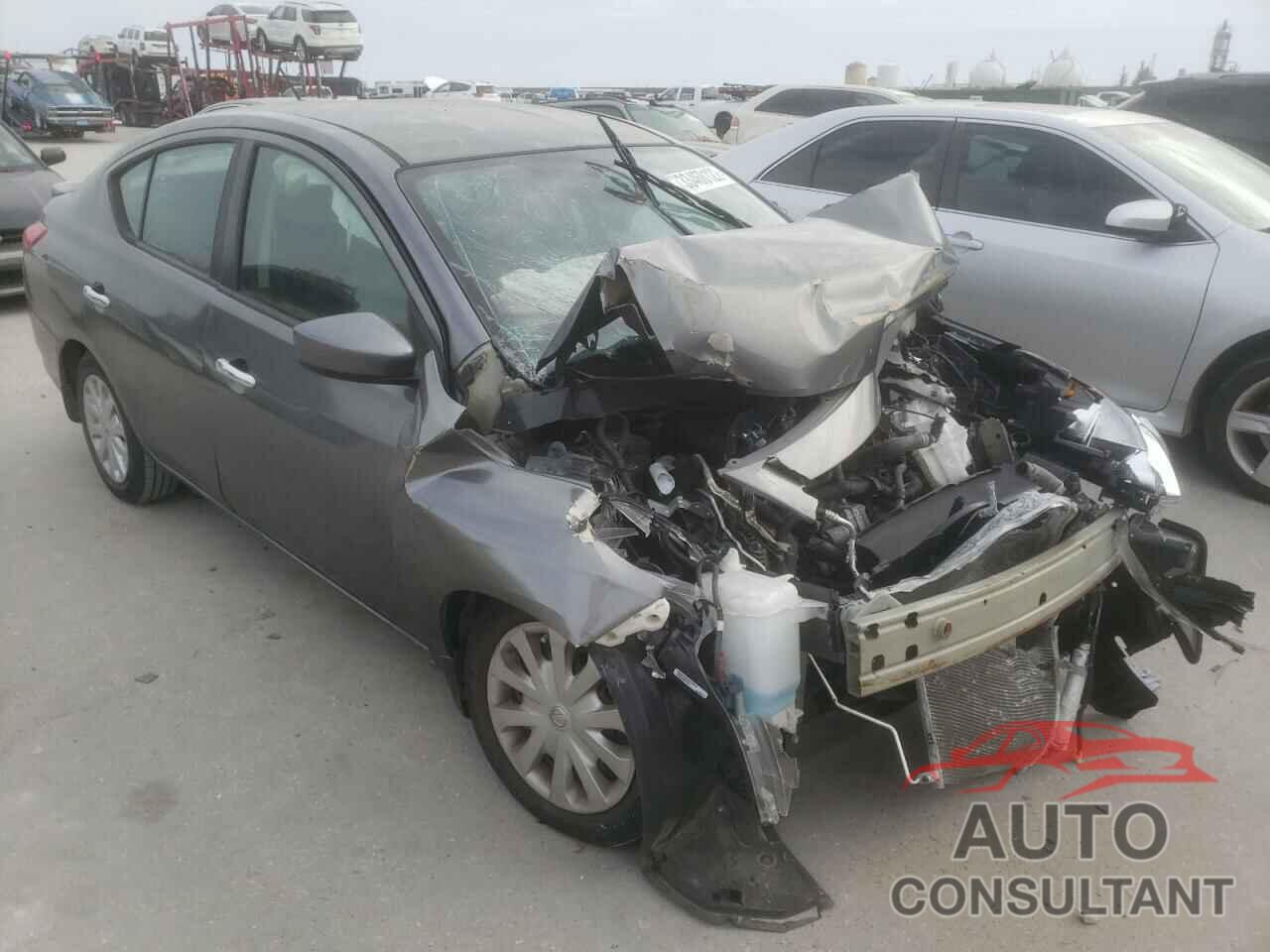 NISSAN VERSA 2017 - 3N1CN7AP8HL902559