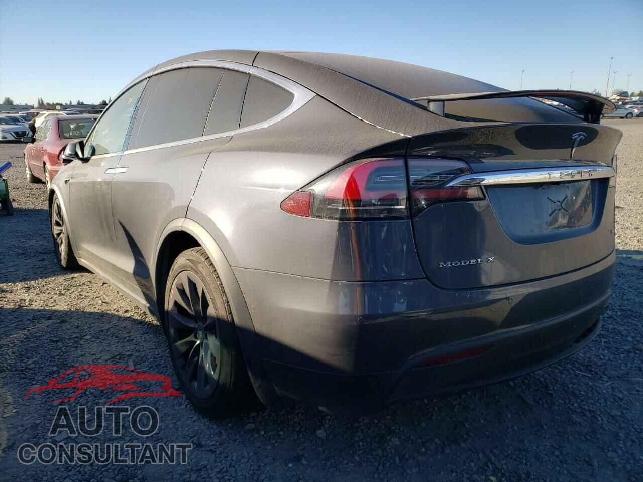 TESLA MODEL X 2017 - 5YJXCBE26HF056162