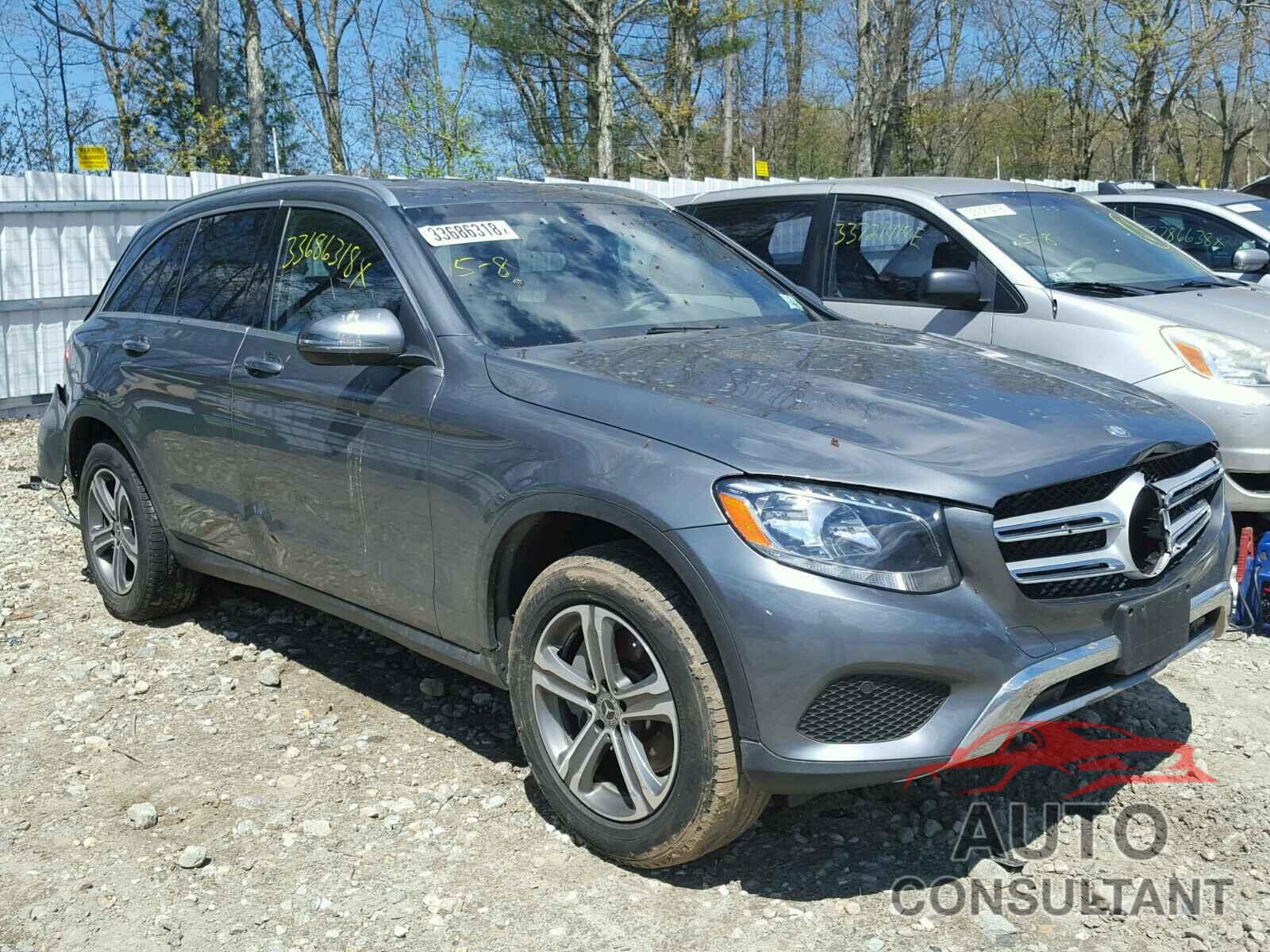 MERCEDES-BENZ GLC300 2017 - WDC0G4KB1HF223068