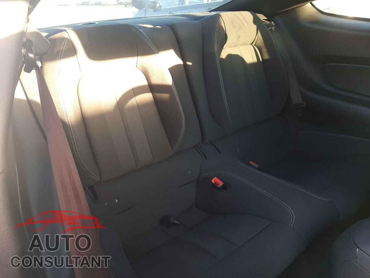 FORD MUSTANG 2019 - 1FA6P8TH8K5201582