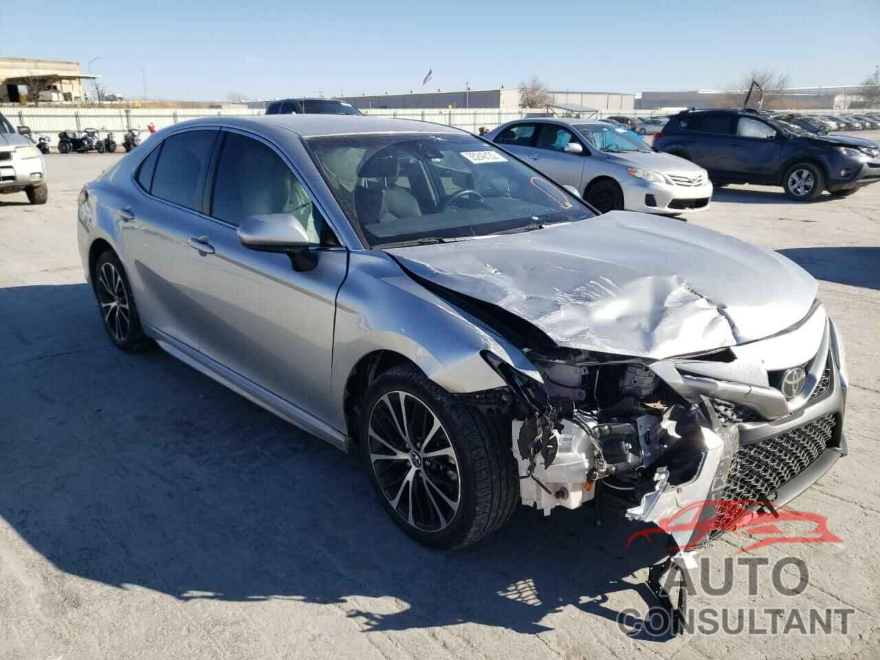TOYOTA CAMRY 2018 - JTNB11HK4J3022452