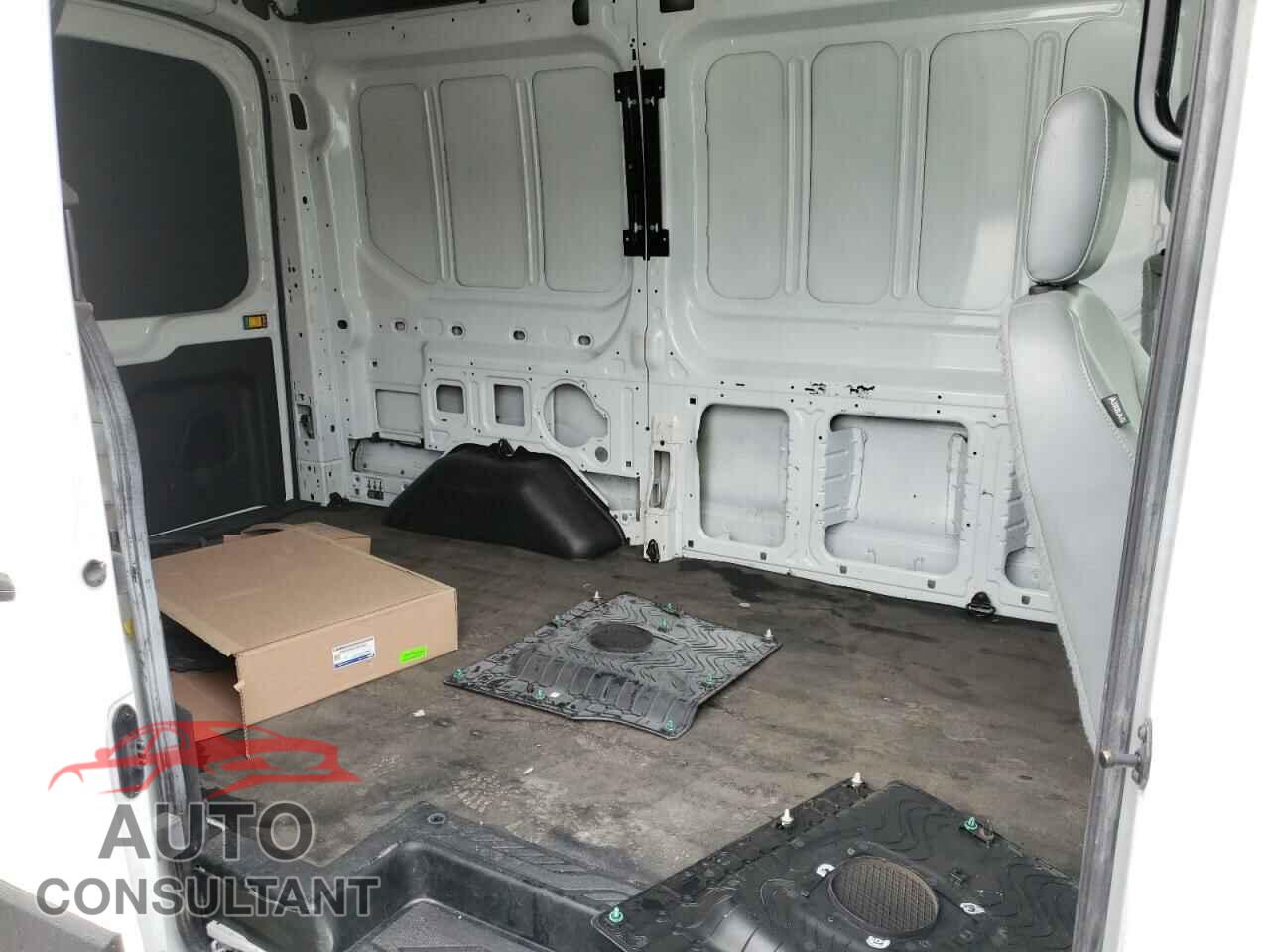 FORD TRANSIT CO 2017 - 1FTYE1CM2HKB33903