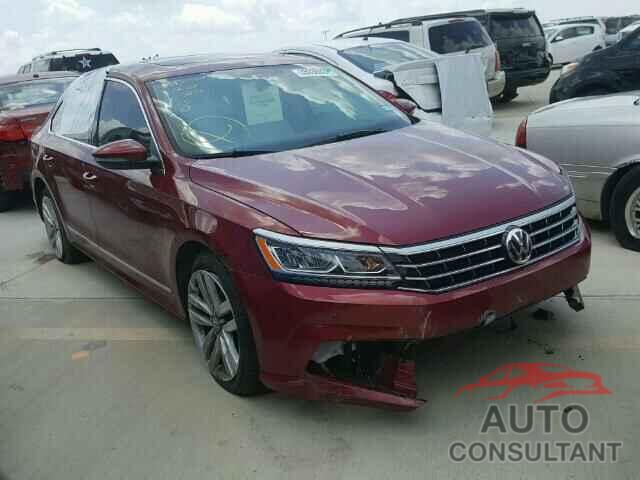 VOLKSWAGEN PASSAT 2017 - 1VWGT7A31HC001334