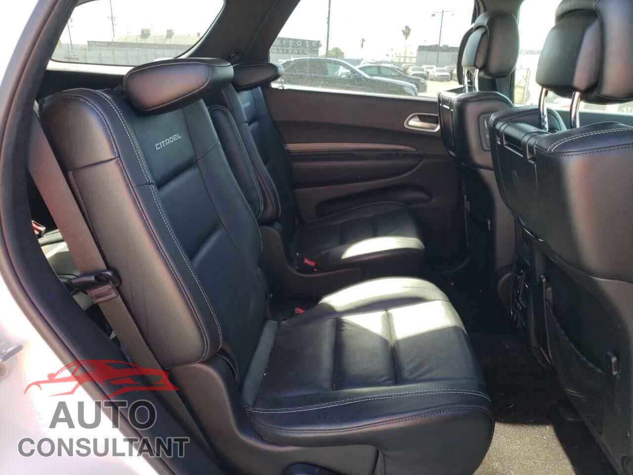 DODGE DURANGO 2018 - 1C4RDJEG2JC354609