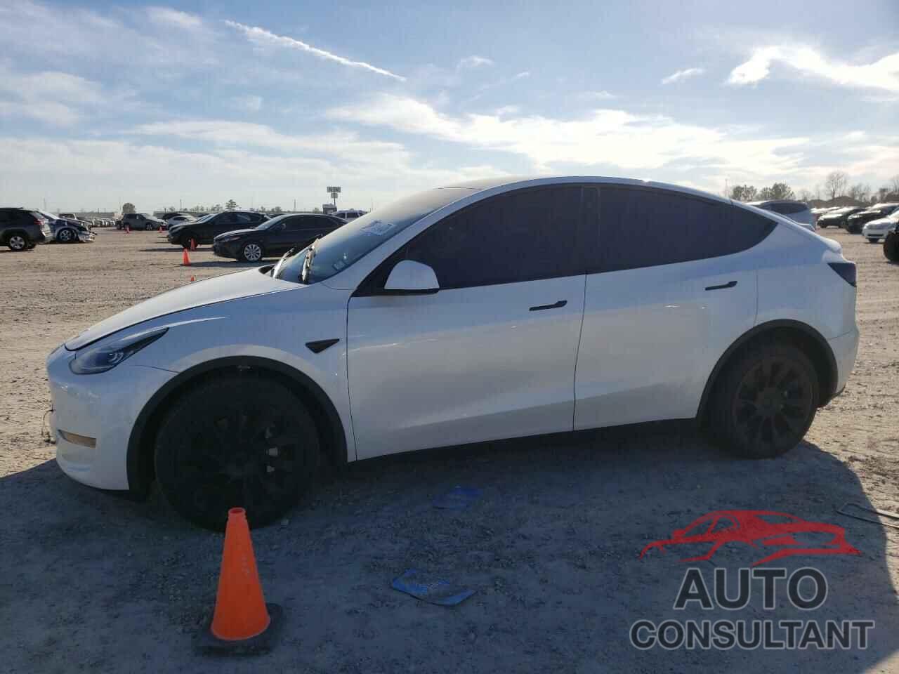 TESLA MODEL Y 2022 - 7SAYGDEE8NA011122