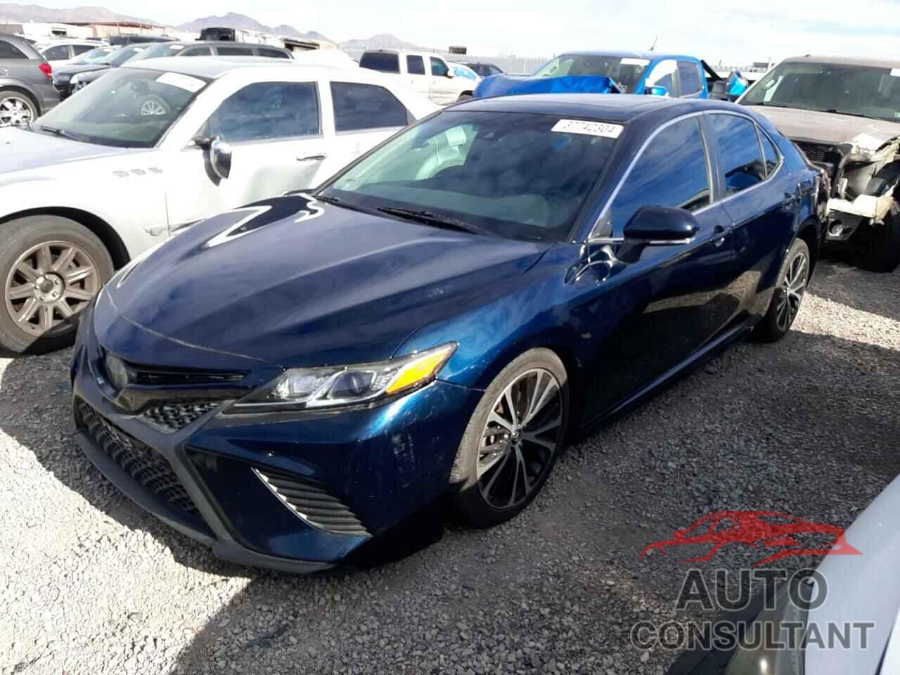 TOYOTA CAMRY 2018 - 4T1B11HKXJU637730