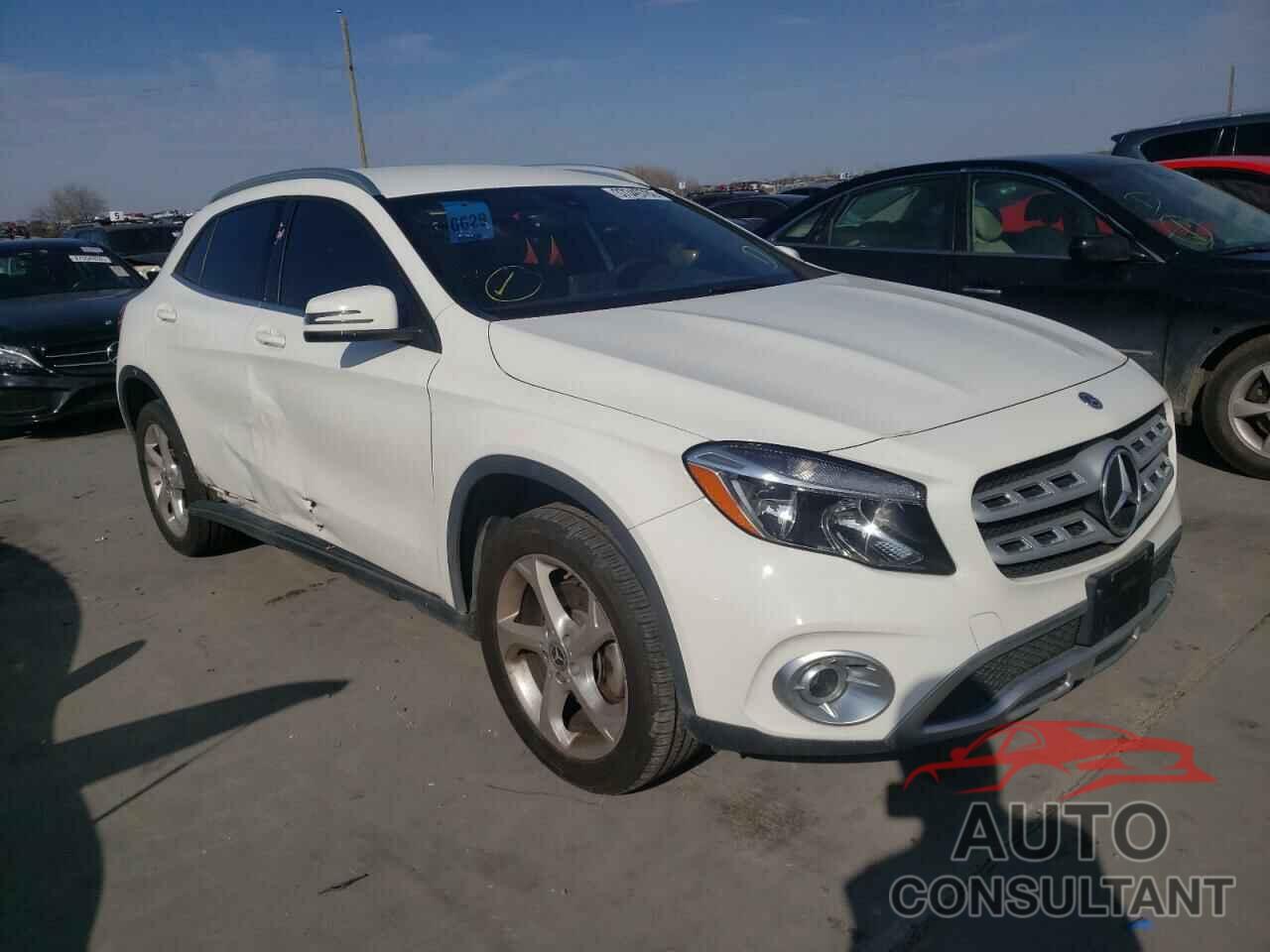 MERCEDES-BENZ GLA-CLASS 2019 - WDCTG4EB0KU003447