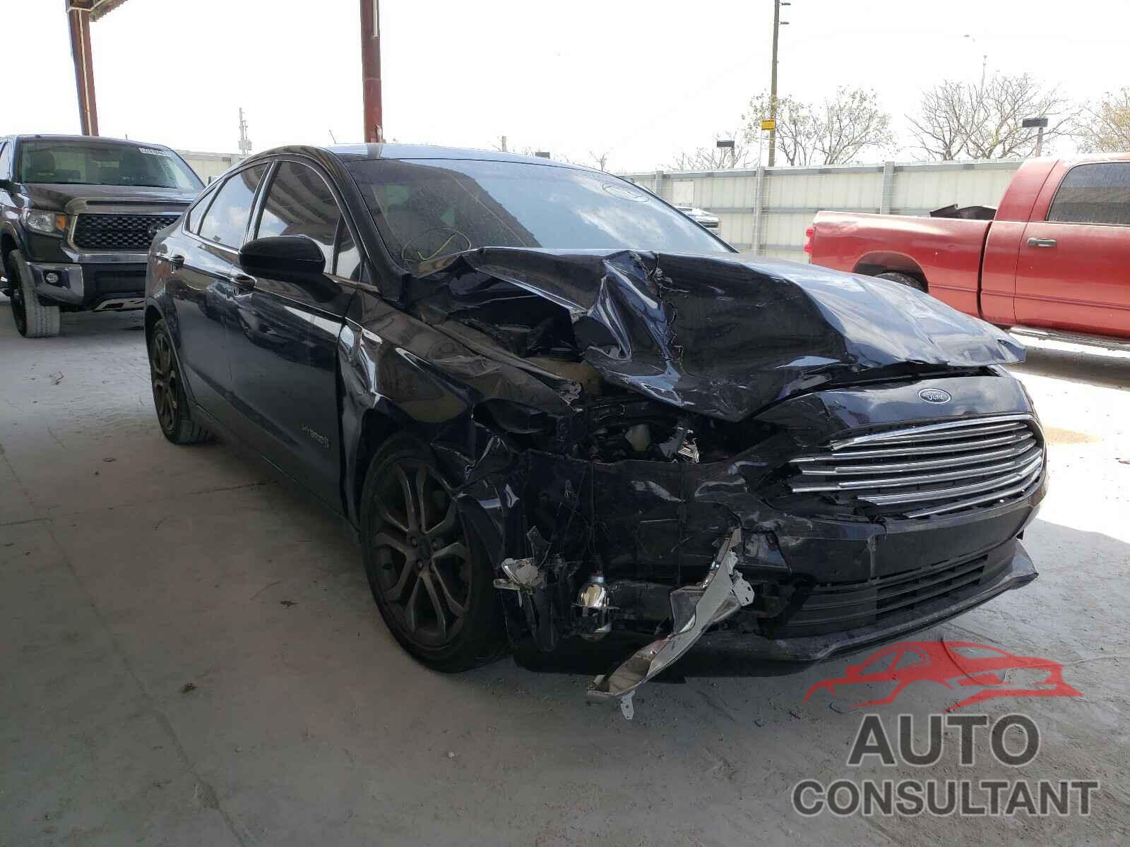 FORD FUSION 2017 - 3FA6P0LU9HR314803