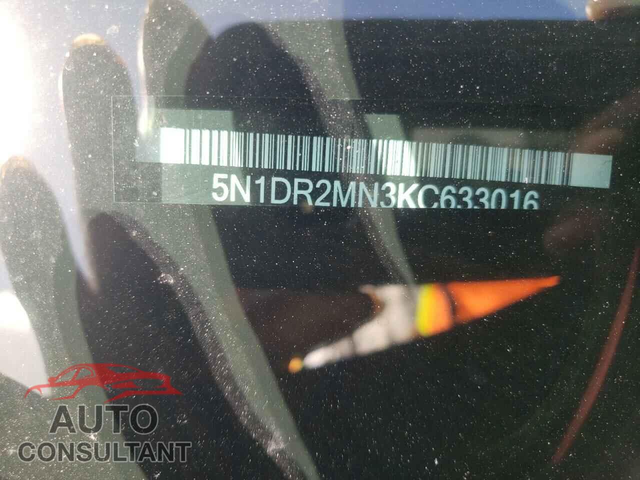 NISSAN PATHFINDER 2019 - 5N1DR2MN3KC633016