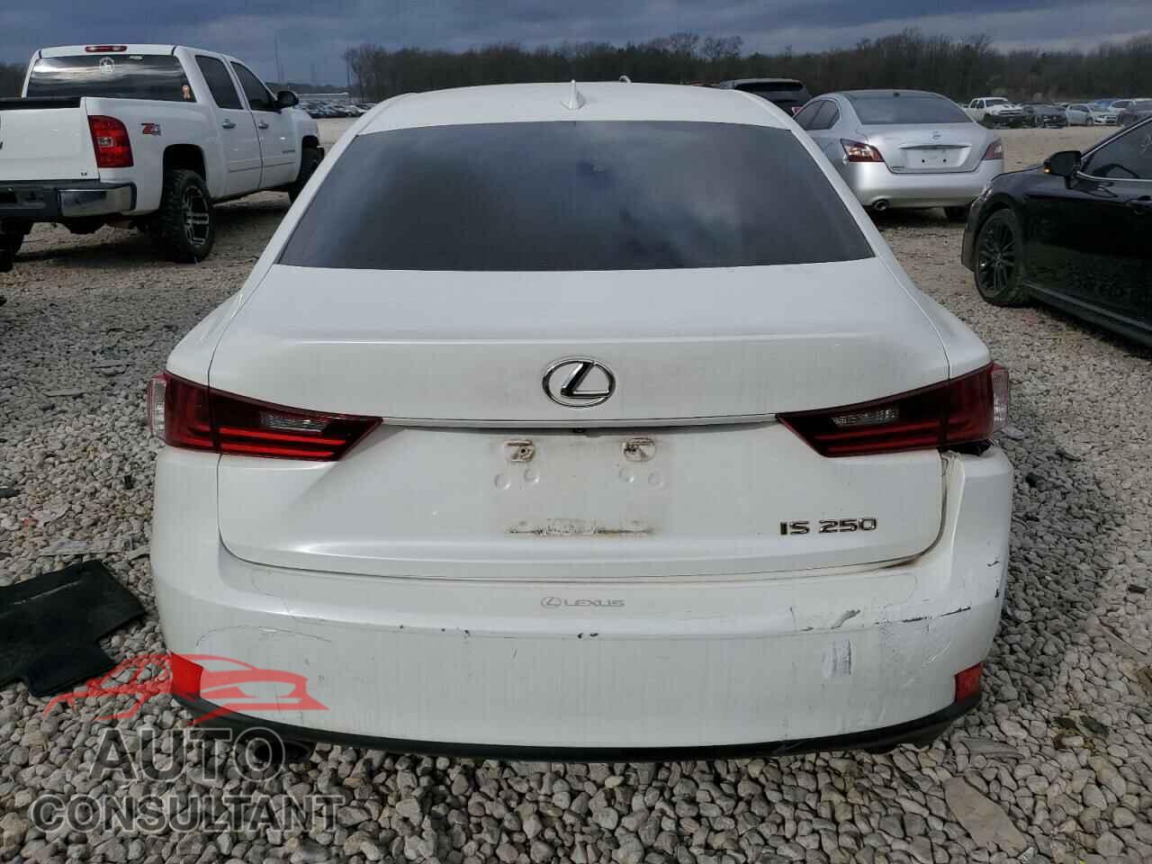 LEXUS IS 2014 - JTHBF1D22E5004696