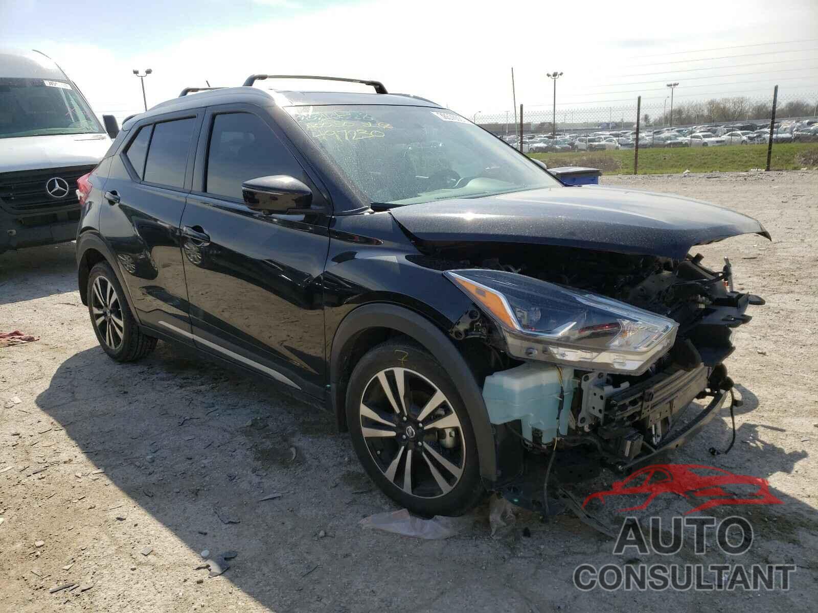 NISSAN KICKS 2019 - 3N1CP5CU4KL497230
