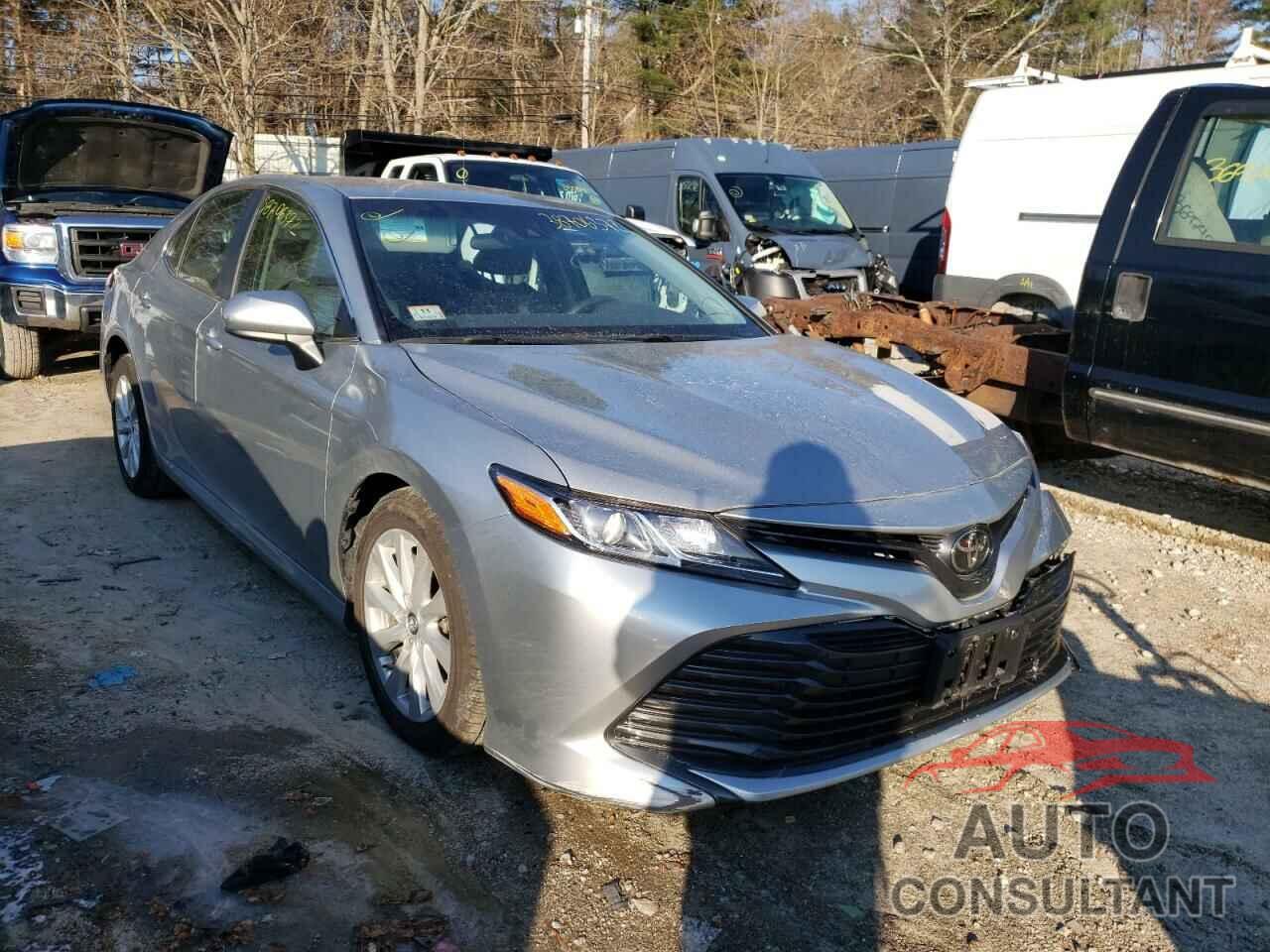 TOYOTA CAMRY 2018 - 4T1B11HK9JU135873