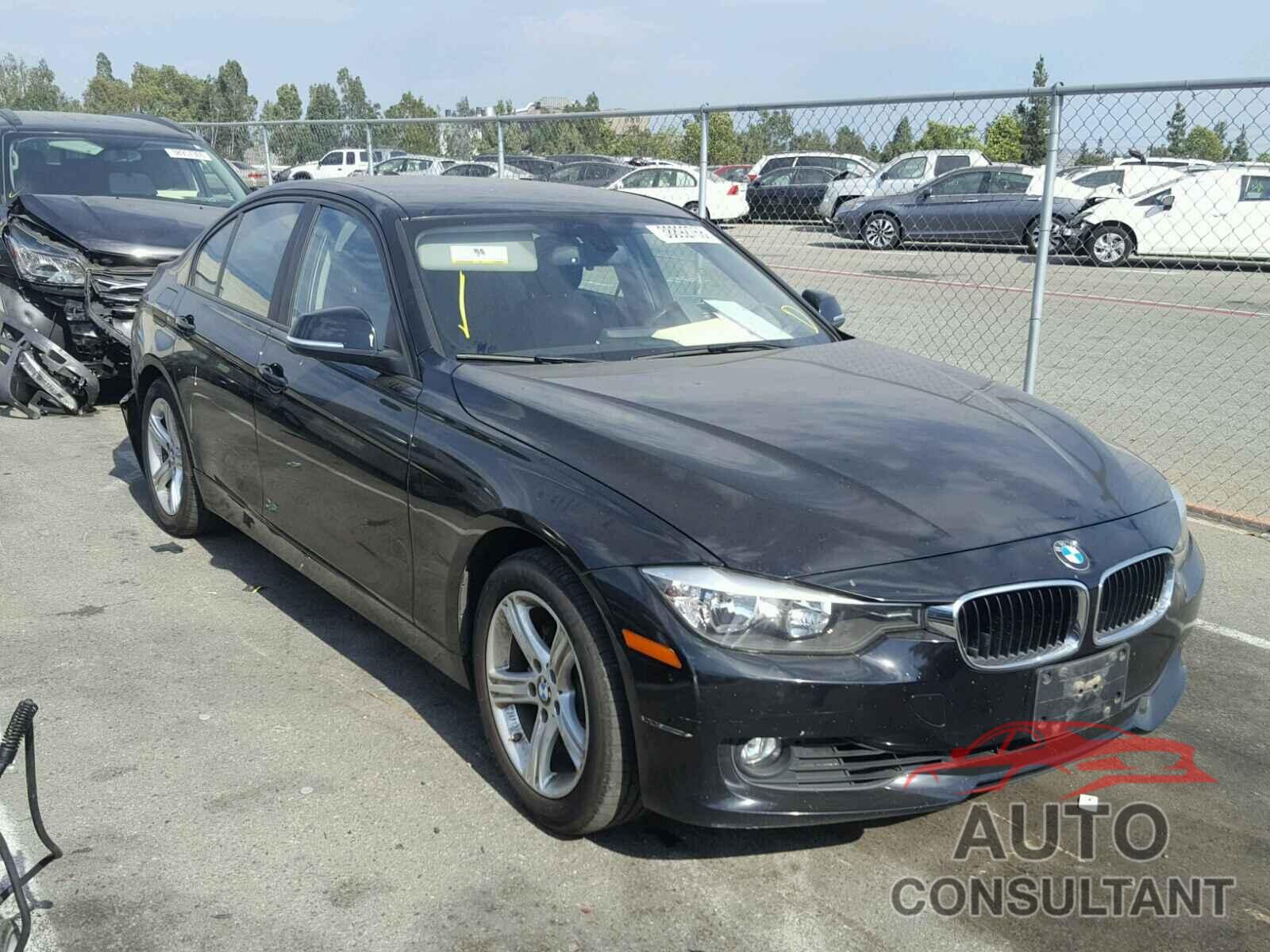 BMW 3 SERIES 2015 - WBA3C1C54FK122260
