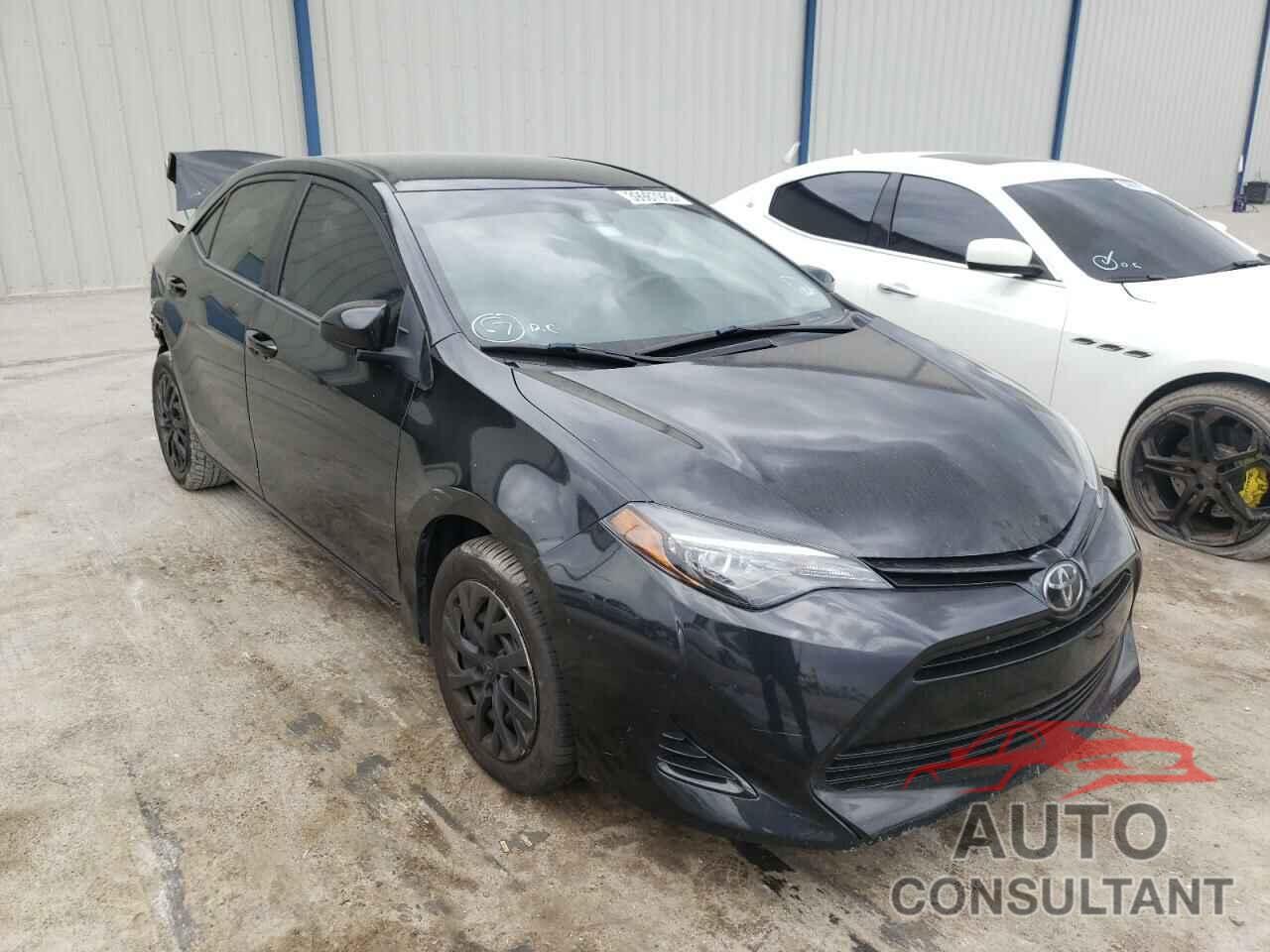 TOYOTA COROLLA 2018 - 5YFBURHE0JP824170