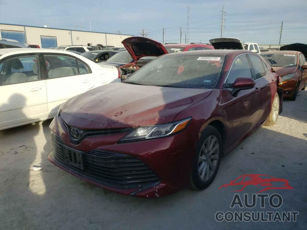 TOYOTA CAMRY 2018 - 4T1B11HK0JU674656