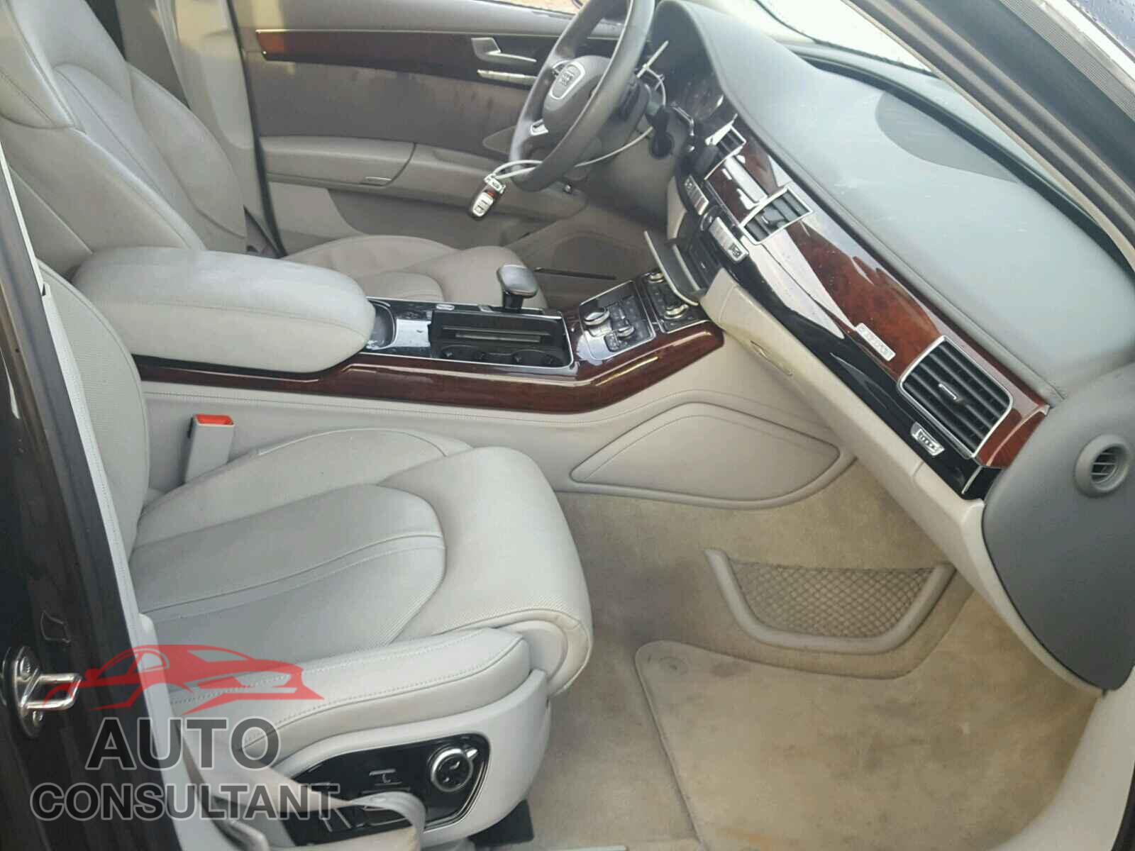 AUDI A8 2013 - WAURGAFD2DN012434