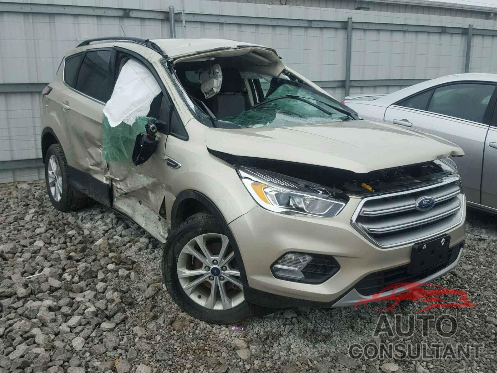 FORD ESCAPE 2017 - 1FMCU0GD0HUC75684