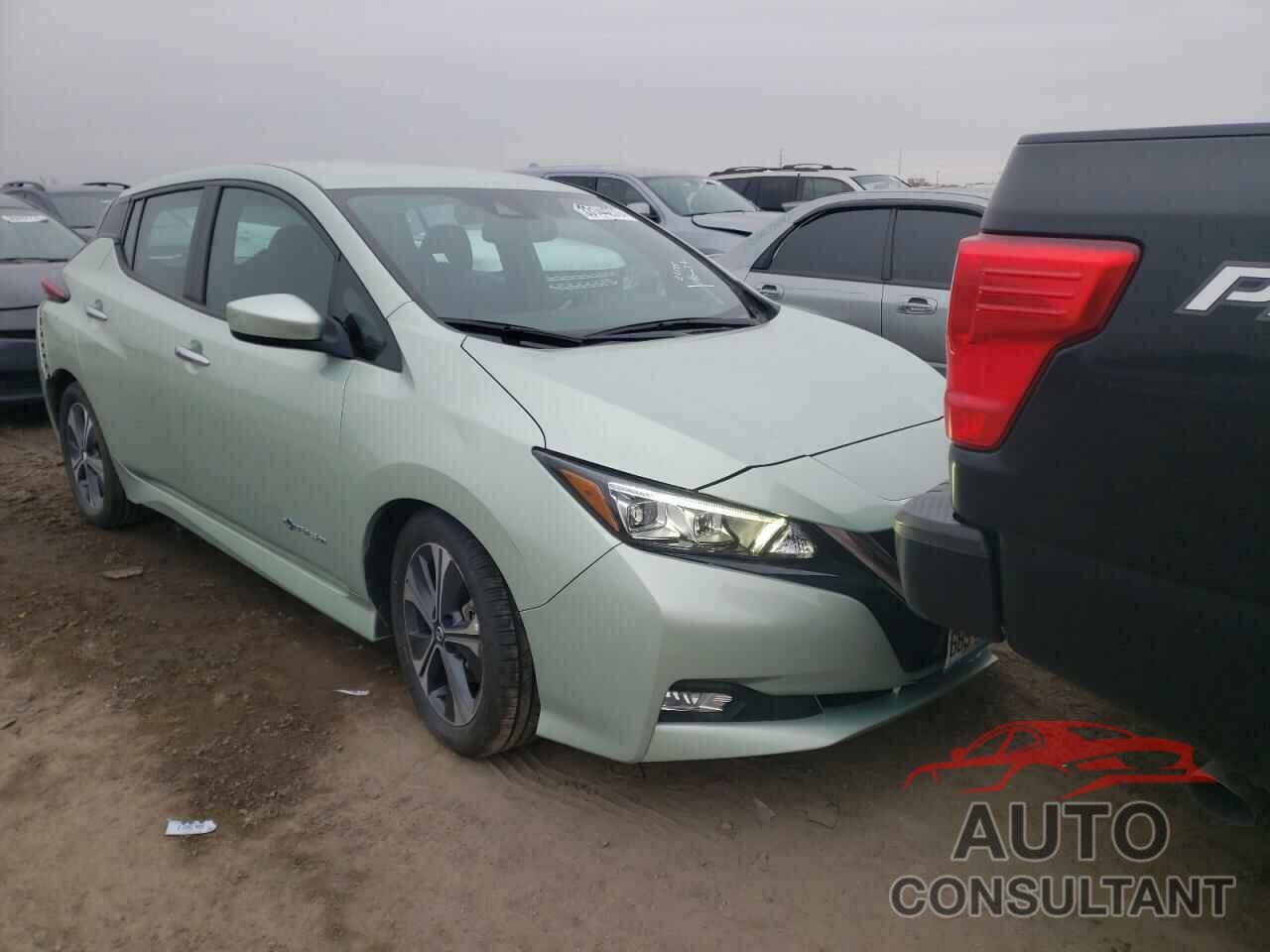 NISSAN LEAF 2018 - 1N4AZ1CP1JC317199