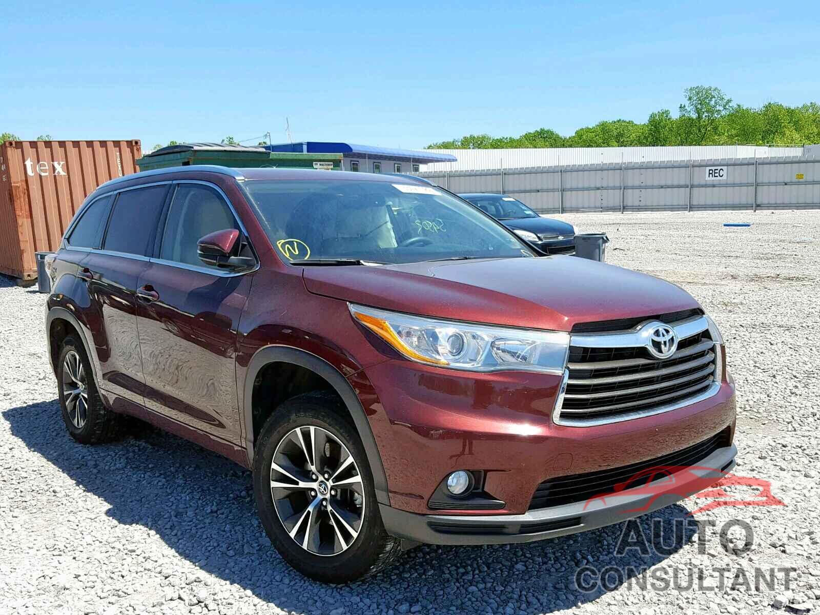 TOYOTA HIGHLANDER 2016 - 3MYDLBYV0LY715263